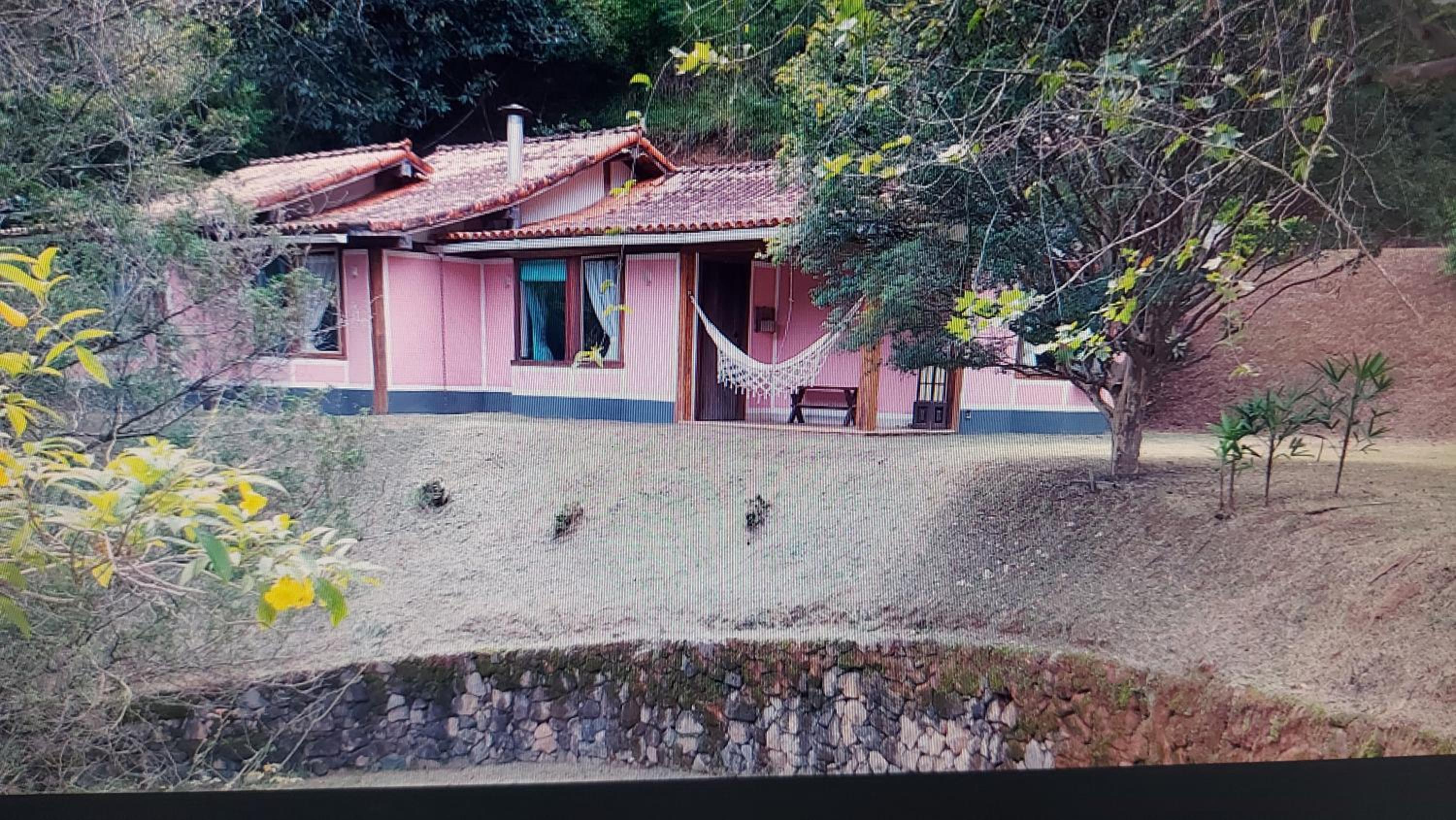 Chalé Araras Itaipava - Refúgio na Serra ,natureza ,clima fresco , ar puro