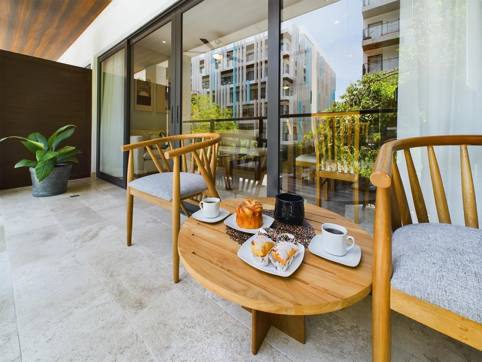 IPANA Luxury Apartments by Vacaciones.Yeah view 2