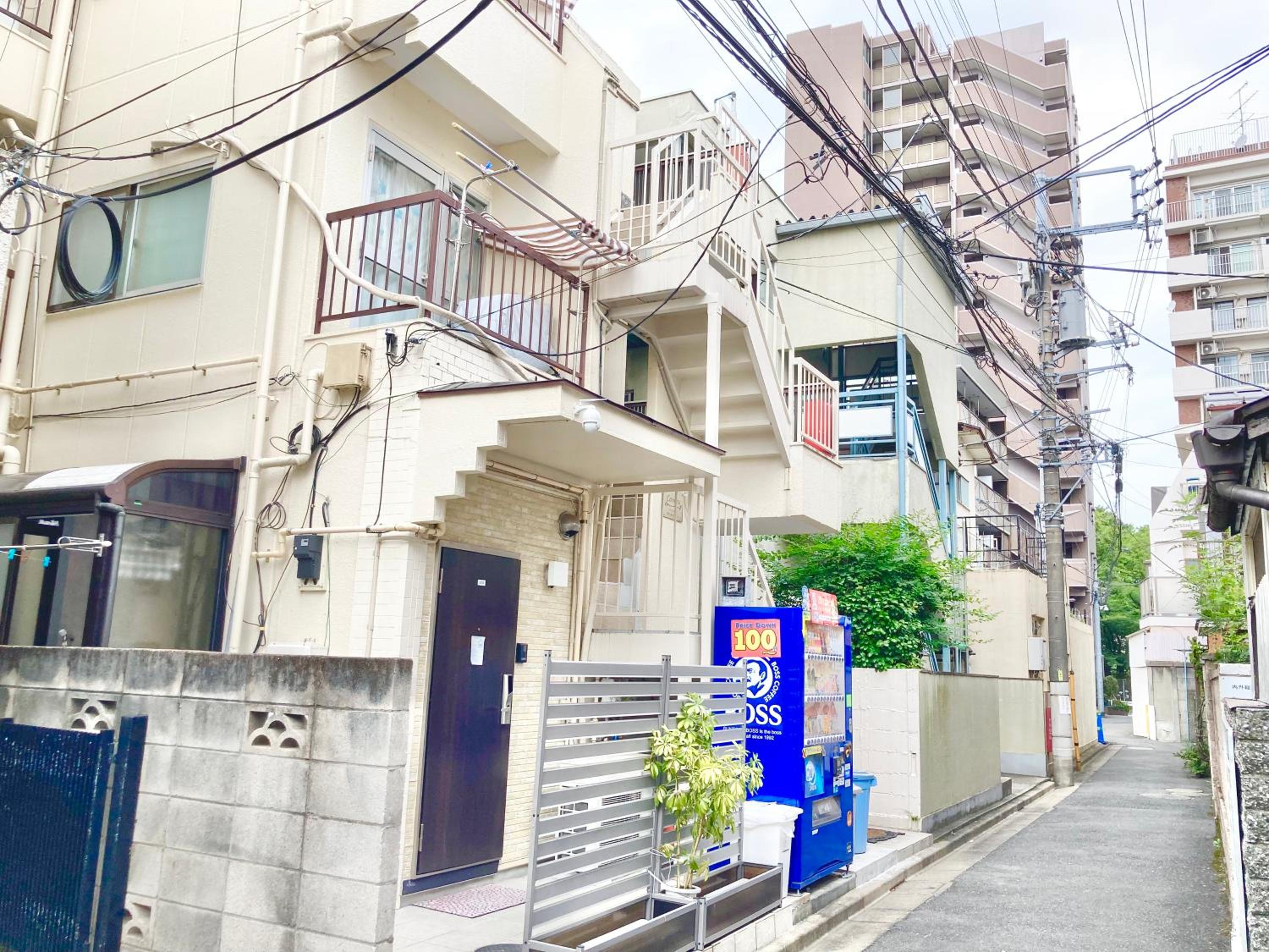 KOSUMOSU Ikebukuro Shinjuku Private House