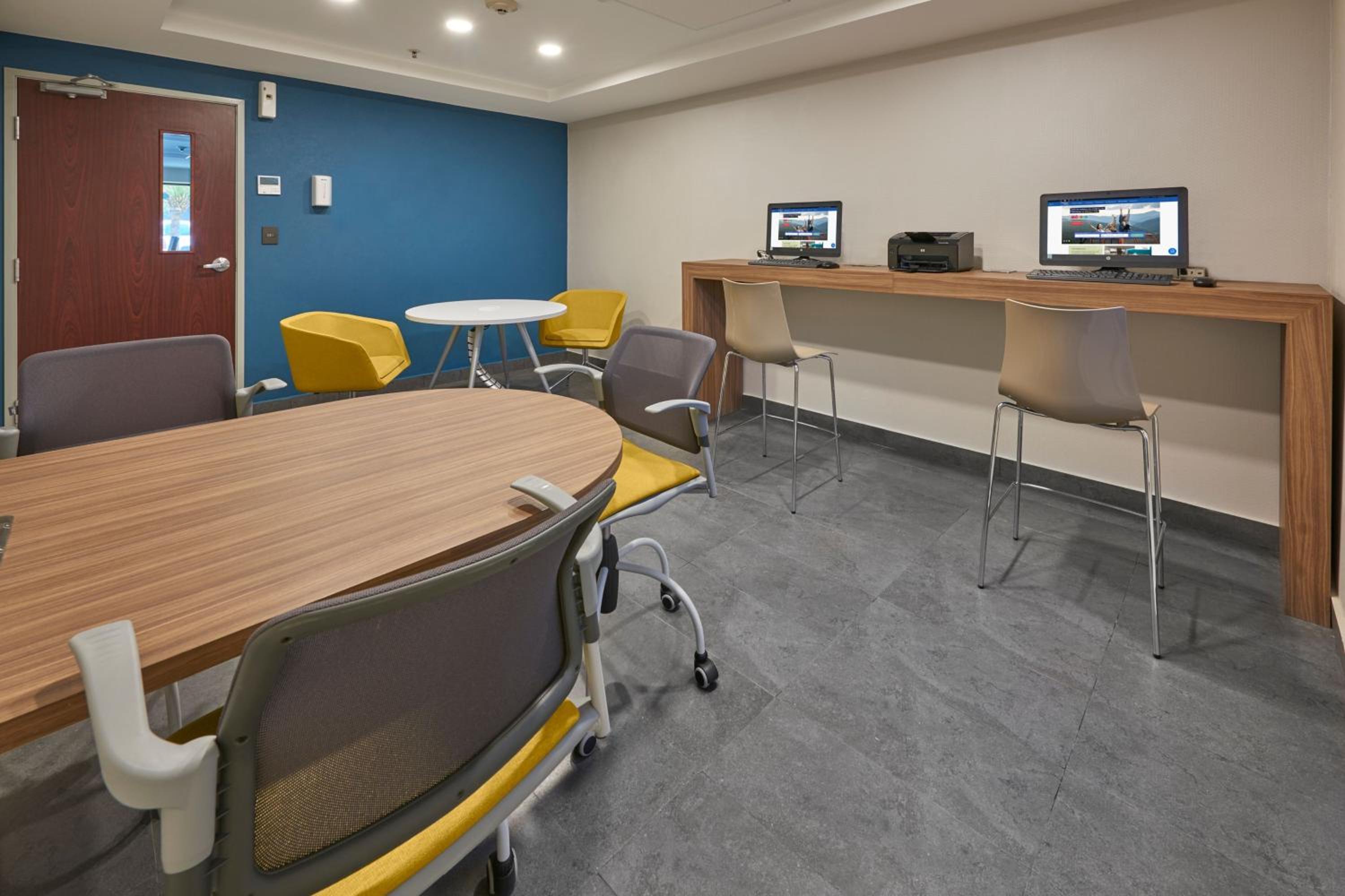 Los Mochis Vacations - City Express by Marriott Los Mochis - Property Image 4