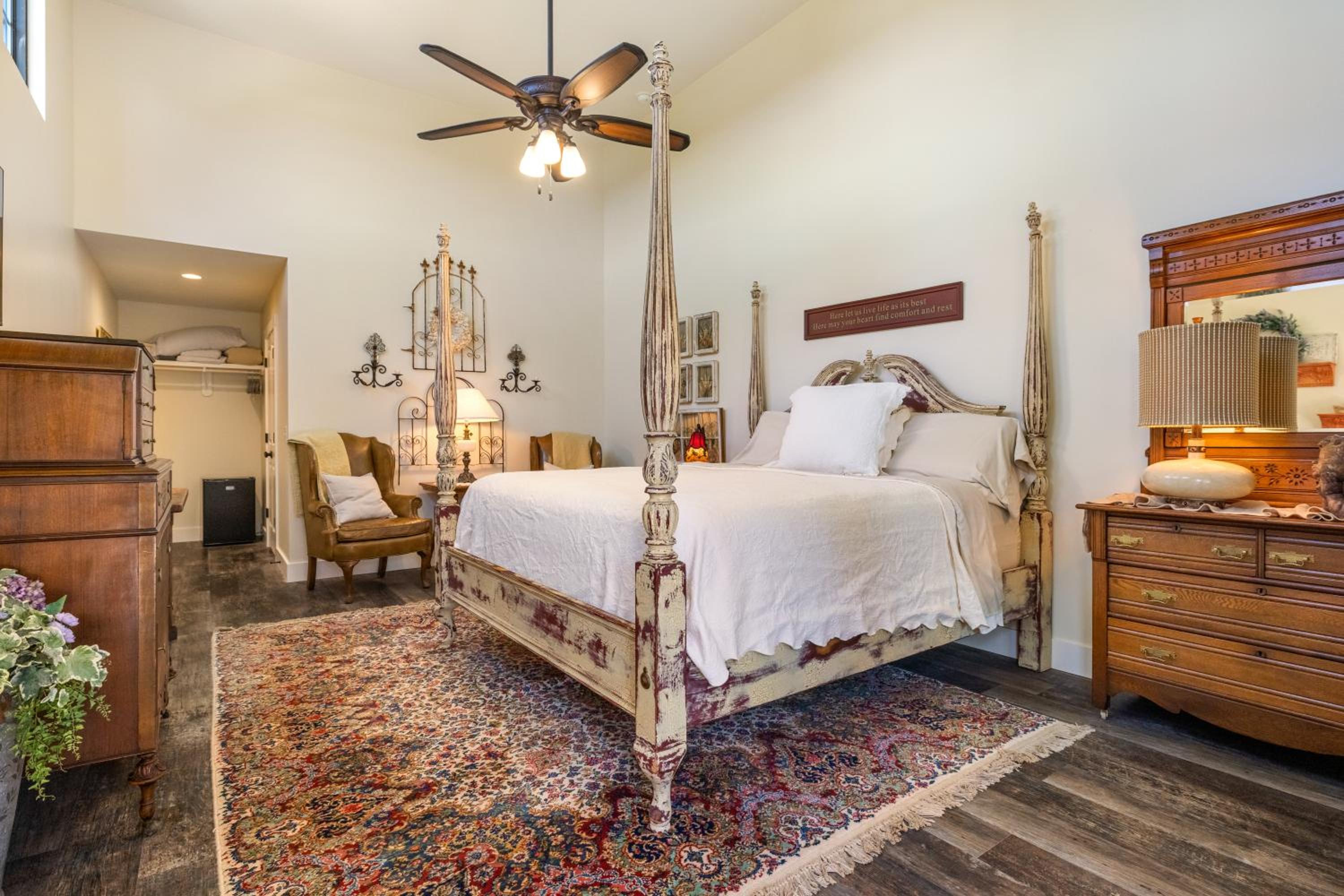 Inn at Sunset Mill Ranch view 3