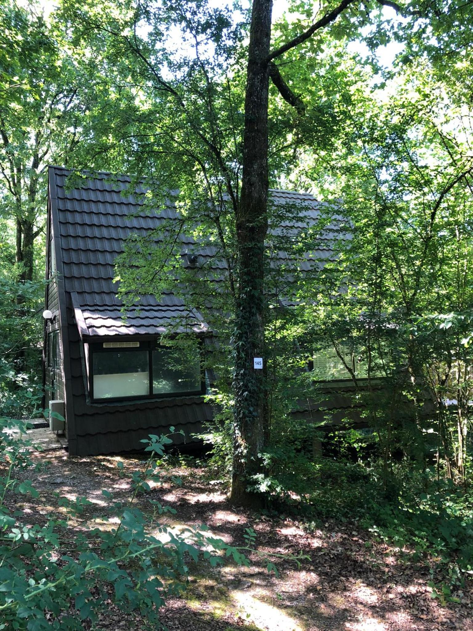 Boshuisje 145 met privébalkon - Durbuy