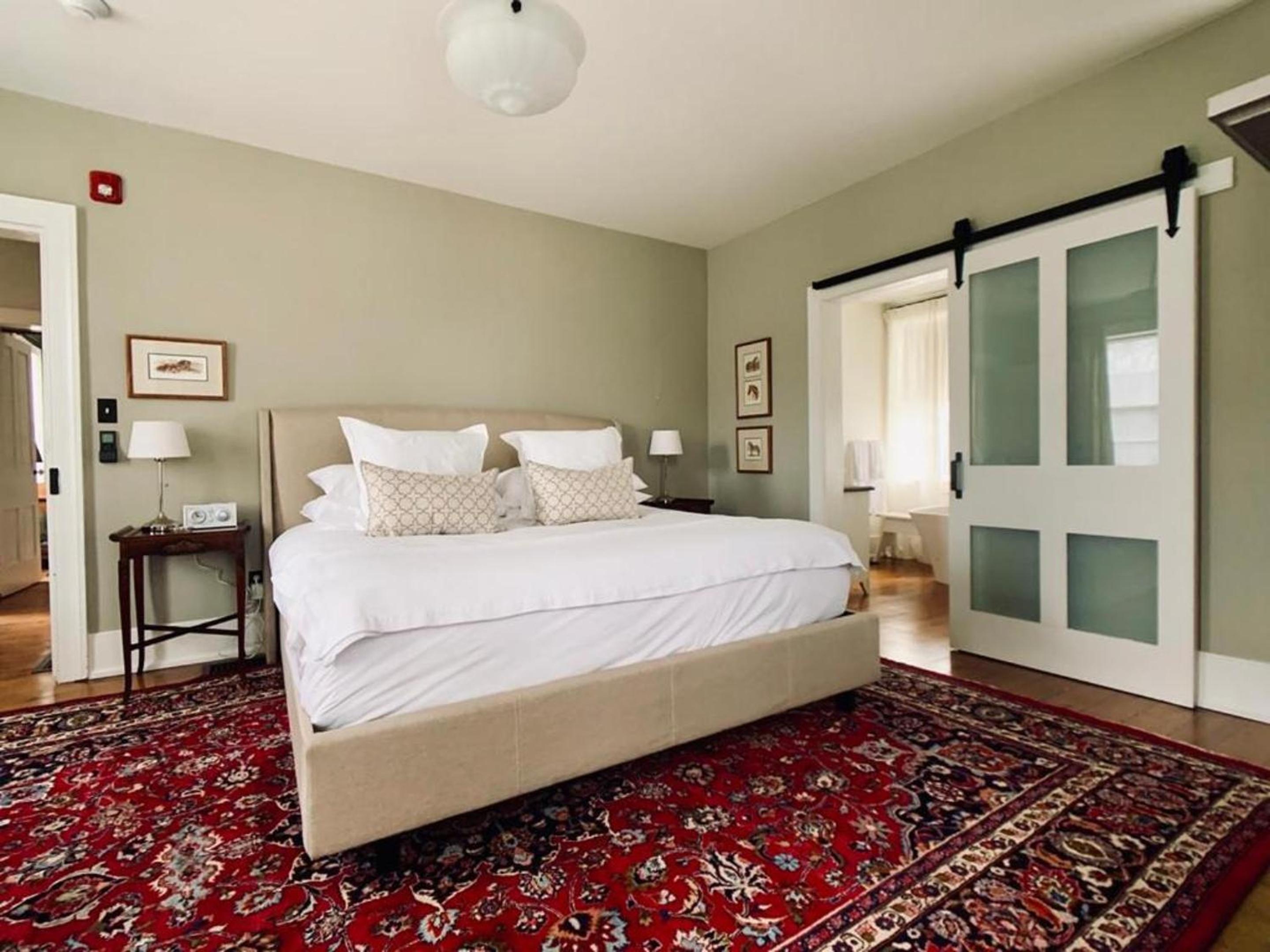 Woodbourne Inn