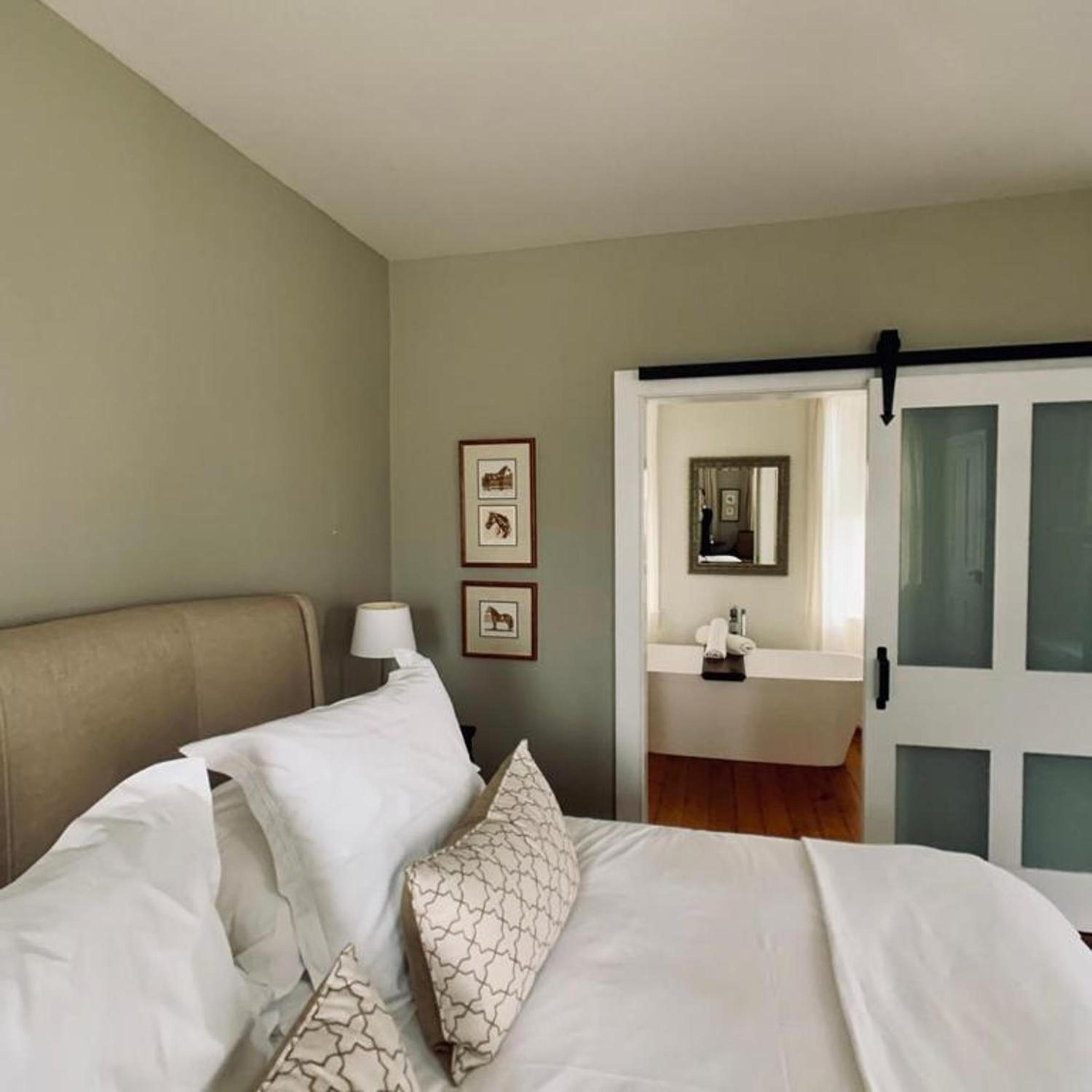 Woodbourne Inn