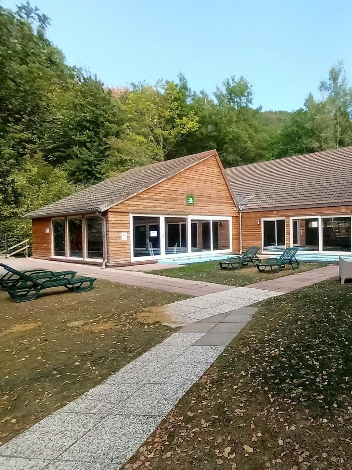 Boshuisje 145 met privébalkon - Durbuy