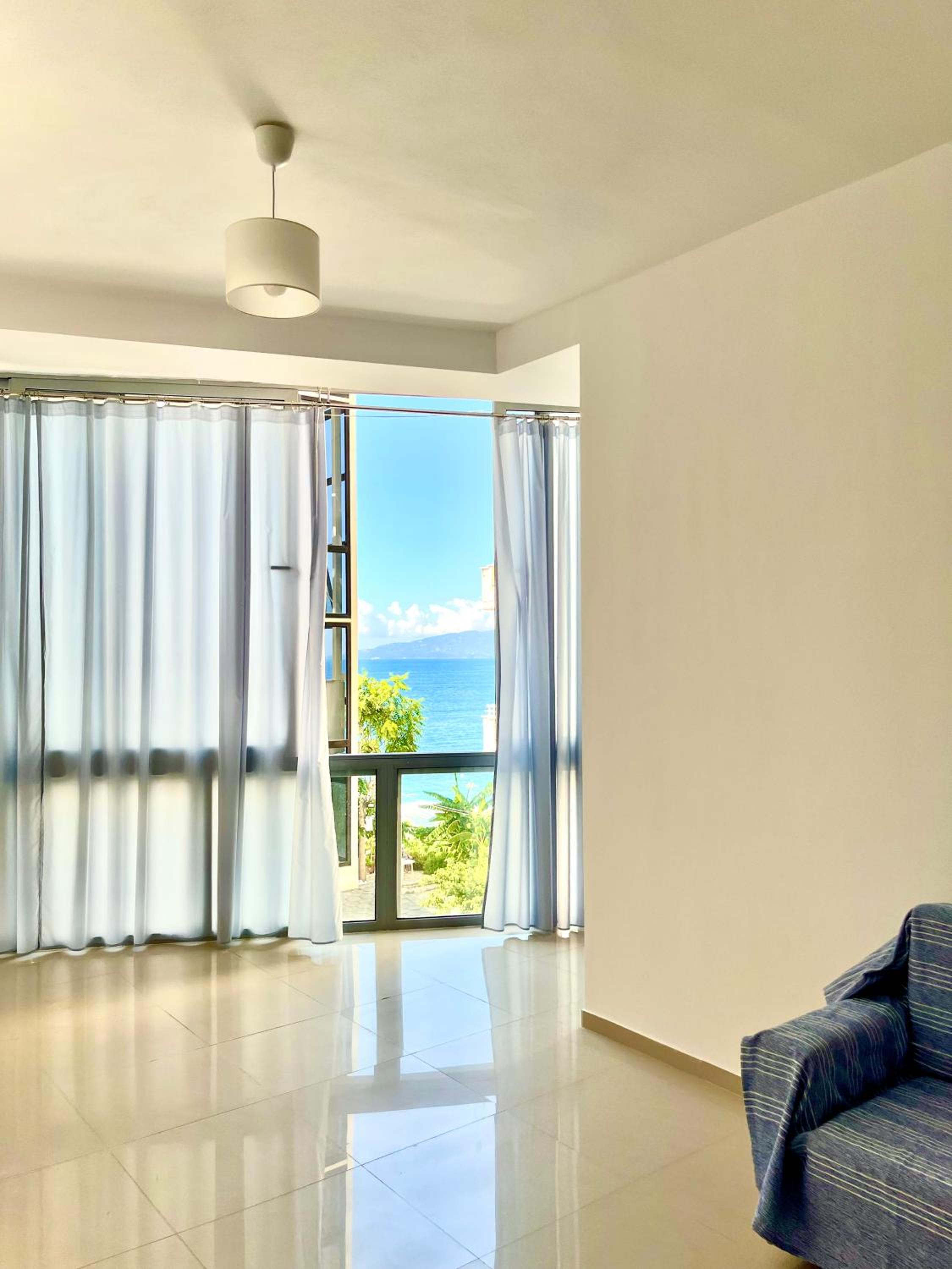 Blue Saranda room