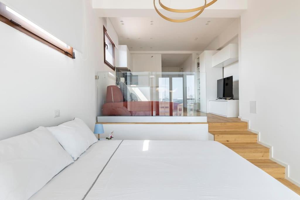 Casa di Viola - SeaView in the Heart of Catania - Romantic Apt for 2 guests