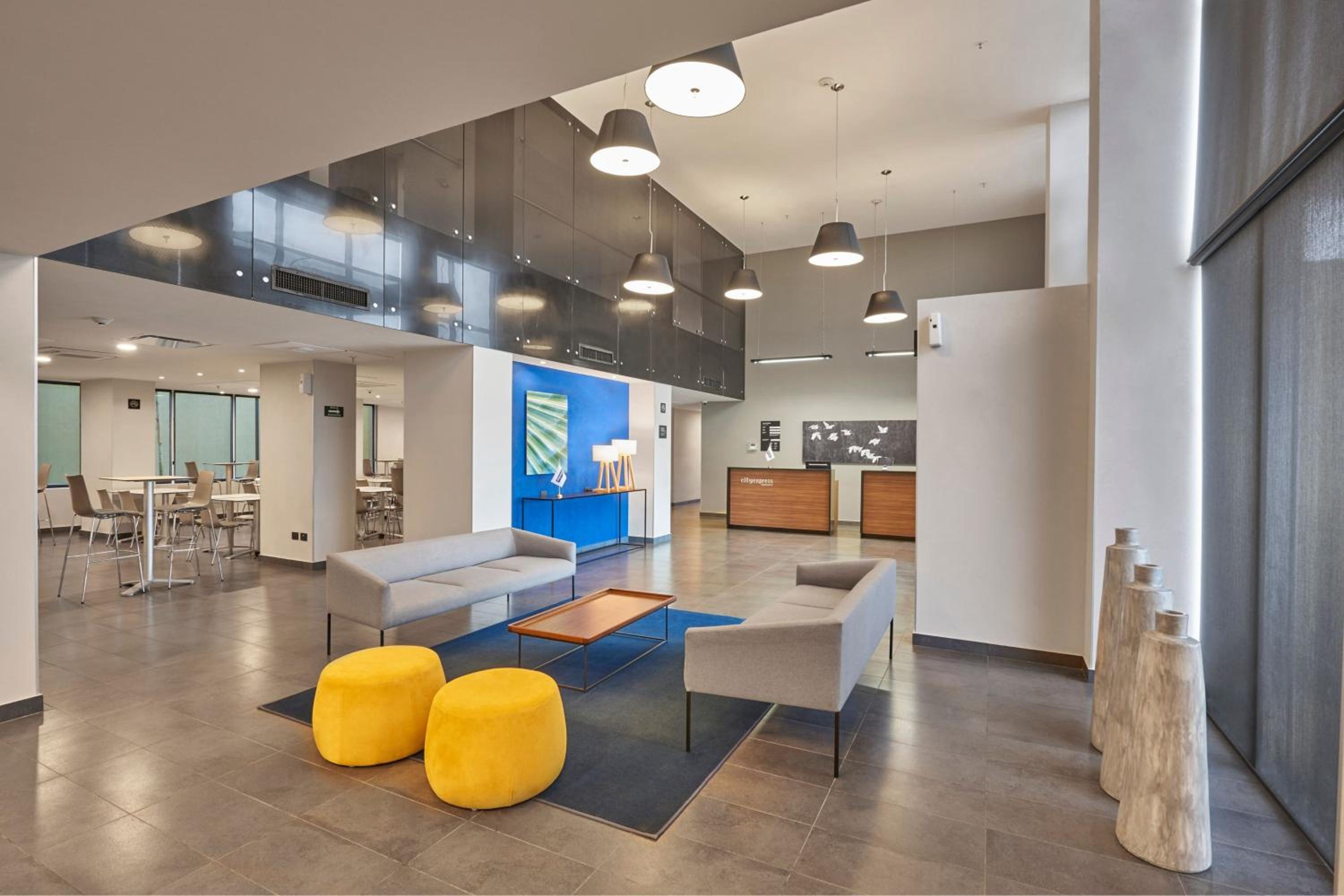 Tampico Vacations - City Express by Marriott Tampico Altamira - Property Image 3