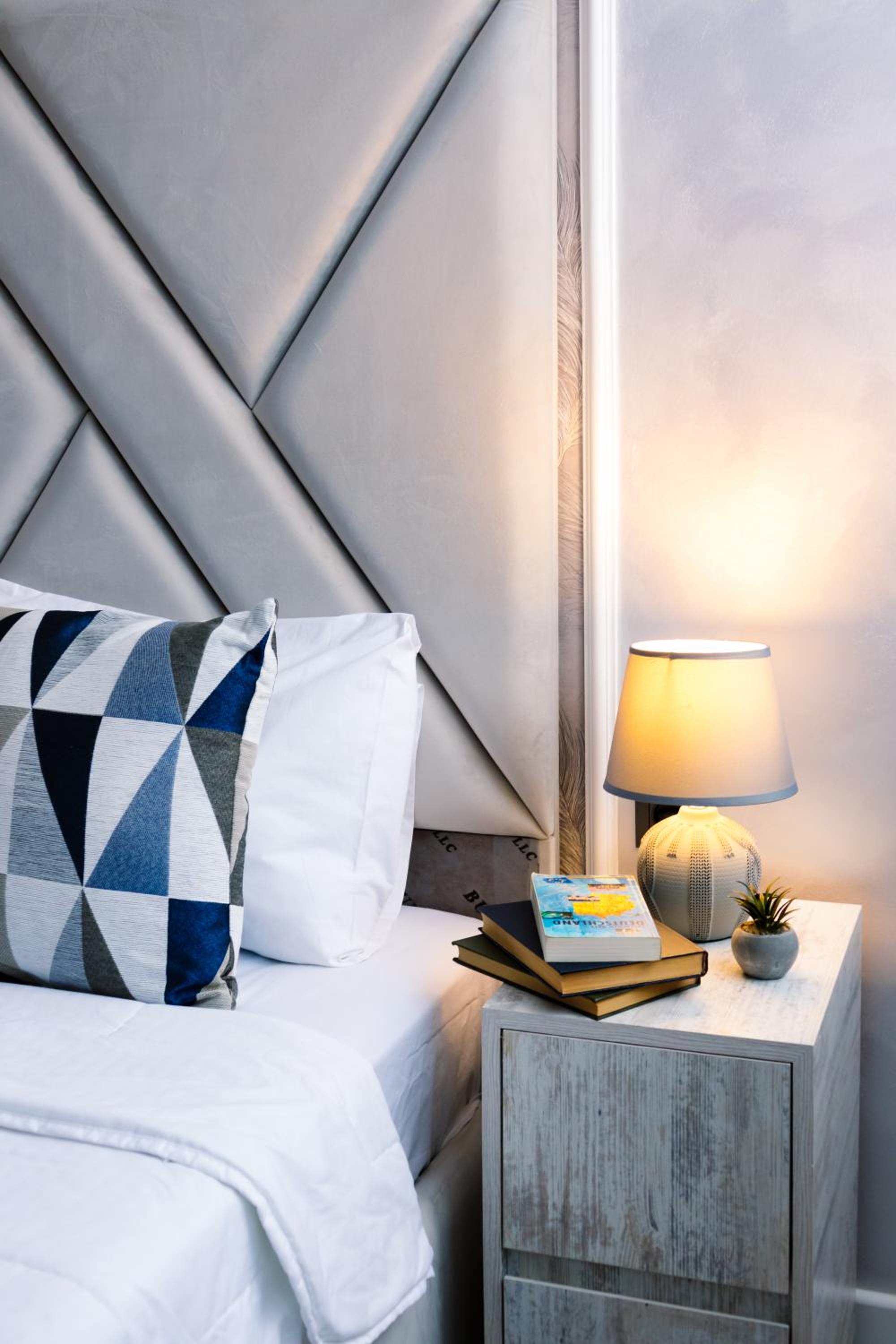 hotelise I Alley Apartment