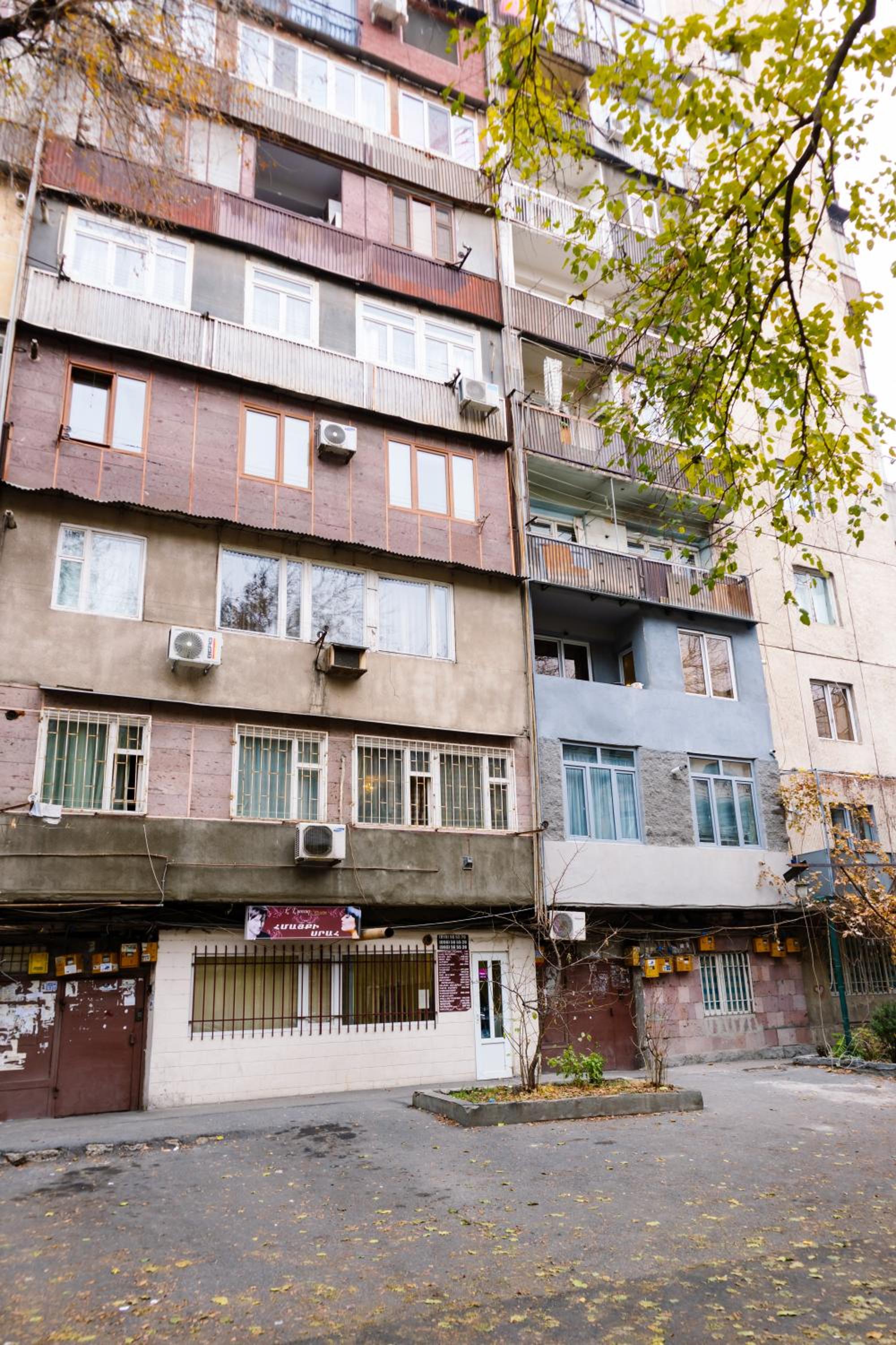 hotelise I Alley Apartment