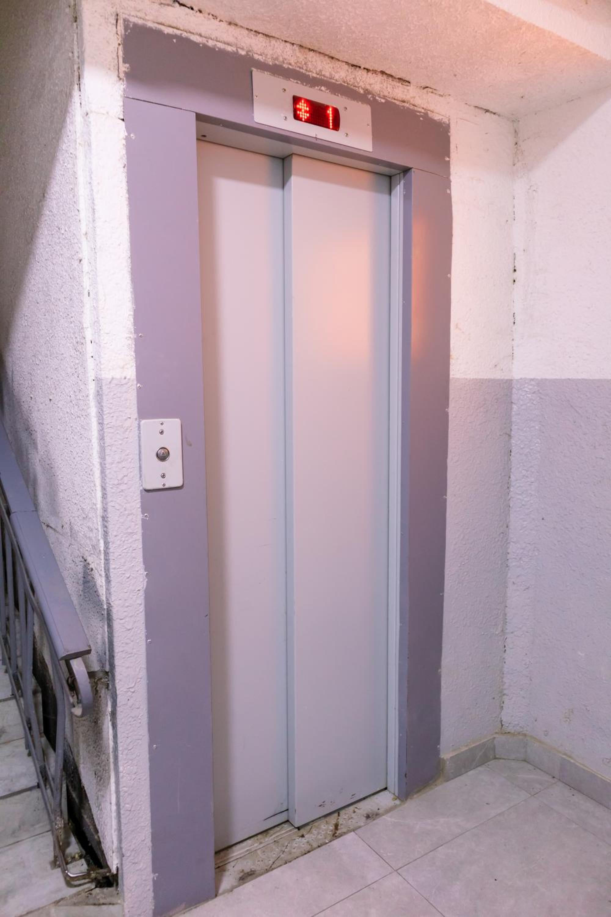 hotelise I Alley Apartment