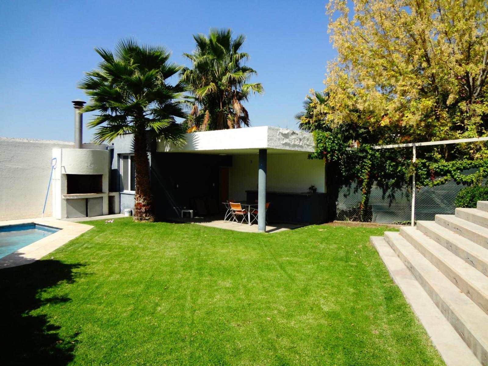 Casa en bonito barrio residencial - Ciudad