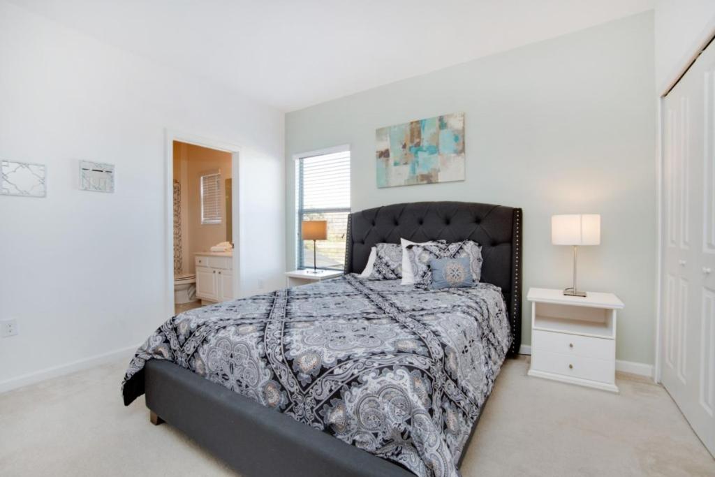 Photo 65