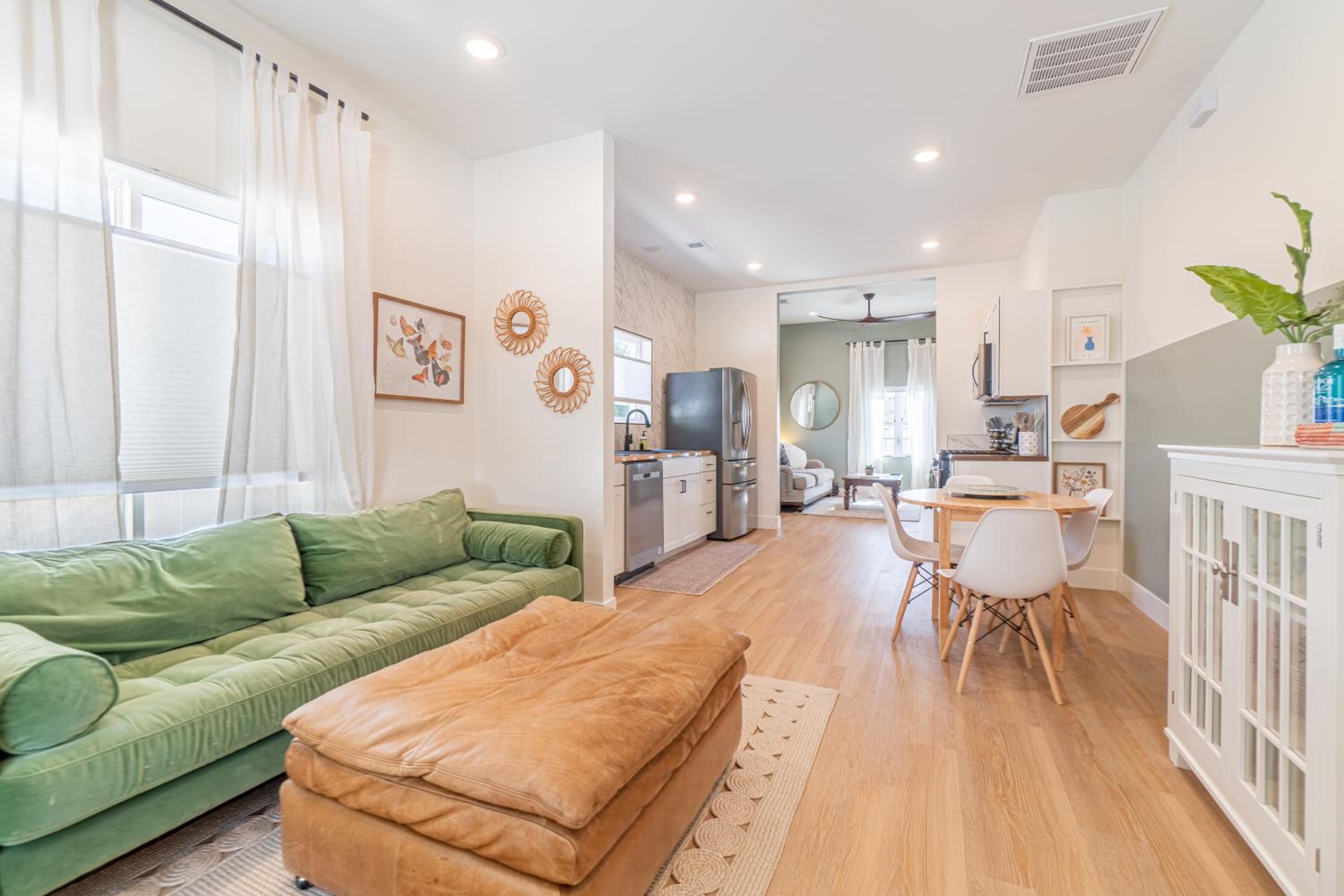 Reno Vacations - Reno Dream Cottage: Delightful 2-Bedroom Sanctuary - Property Image 34