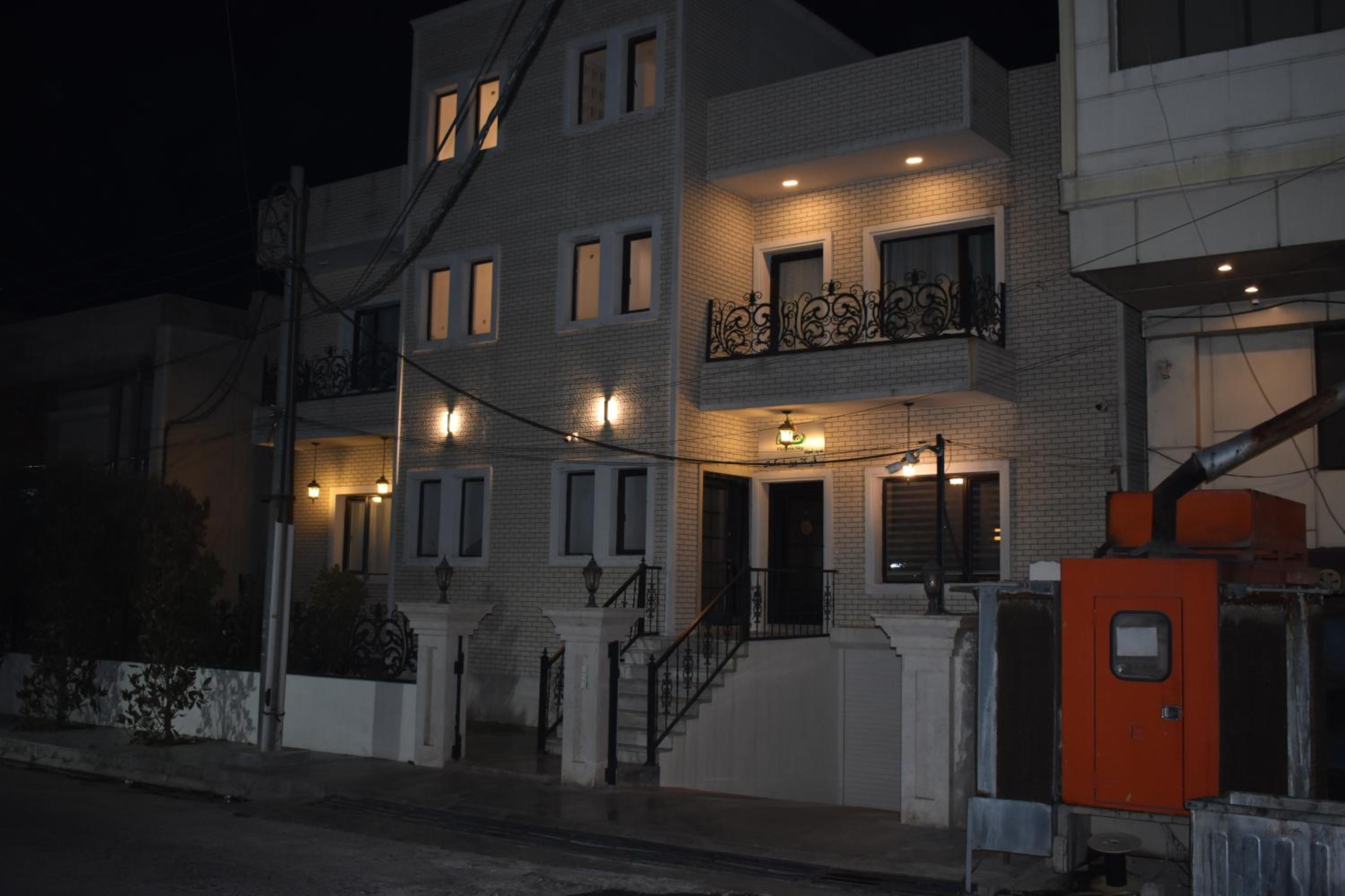 Photo 19