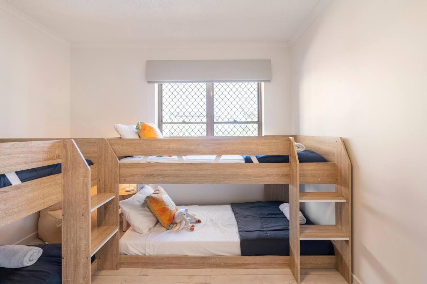 Kalua Holiday Apartments