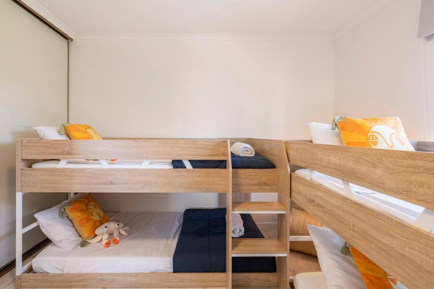 Kalua Holiday Apartments