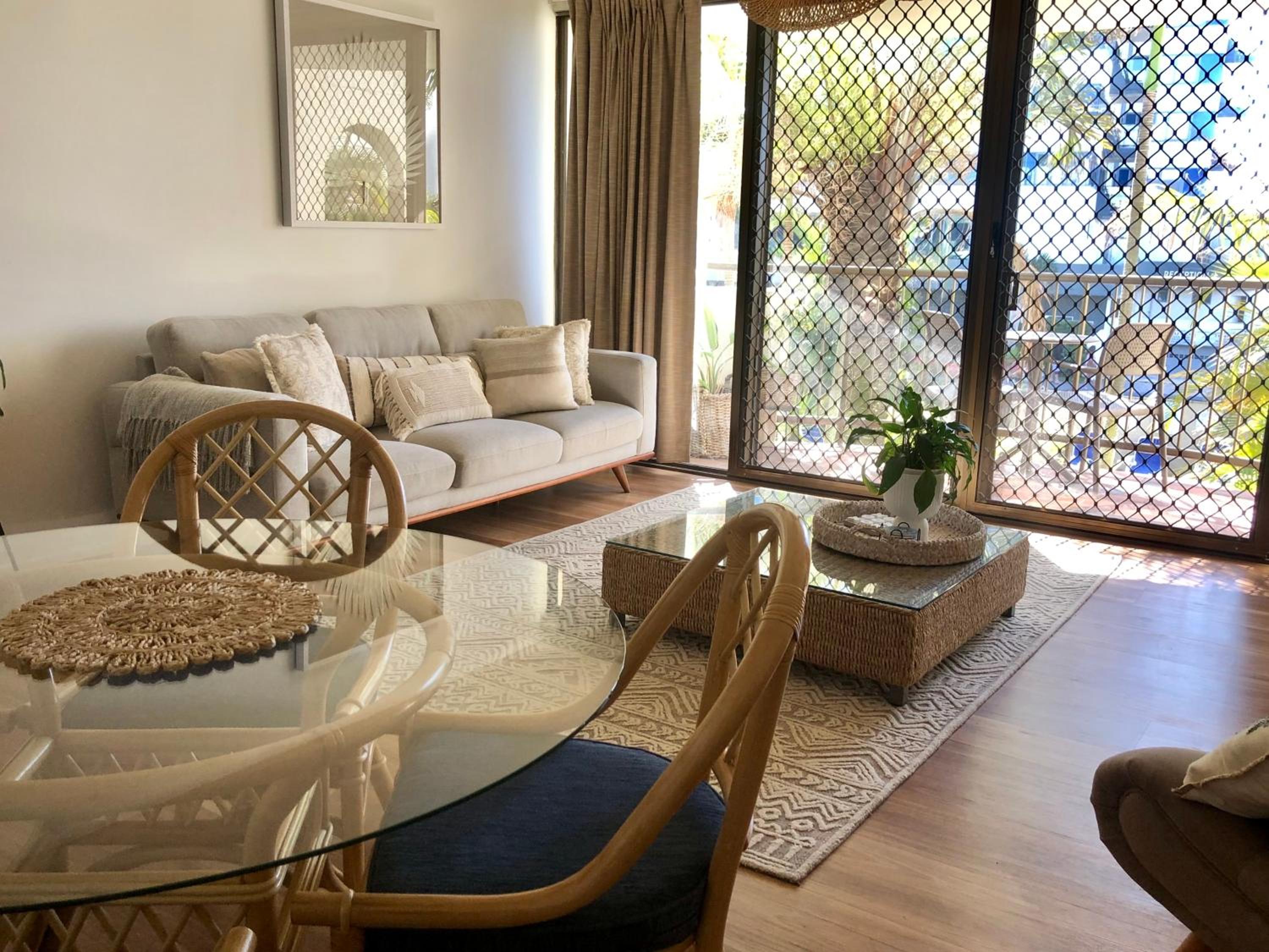 Kalua Holiday Apartments