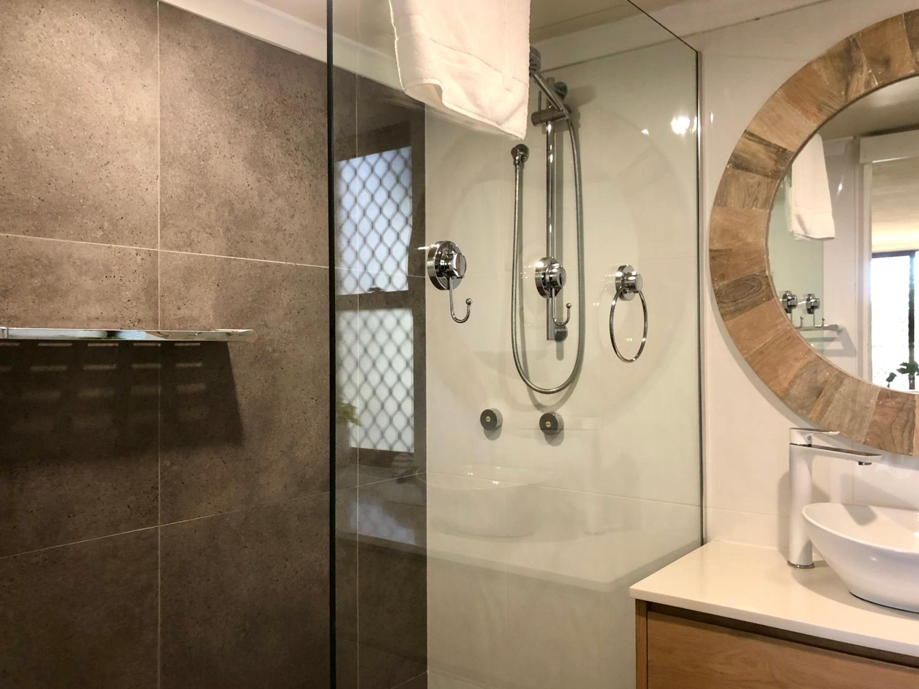 Kalua Holiday Apartments