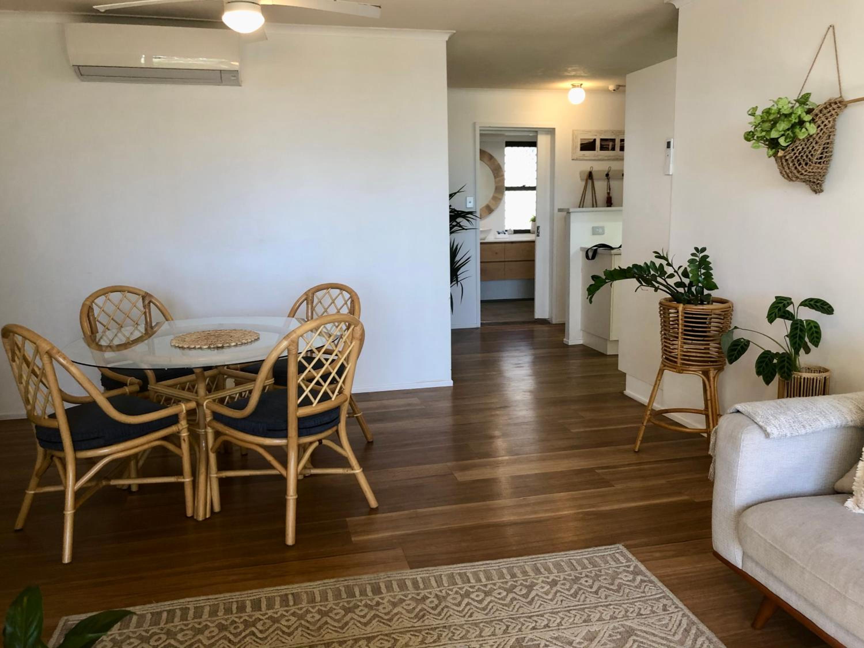 Kalua Holiday Apartments