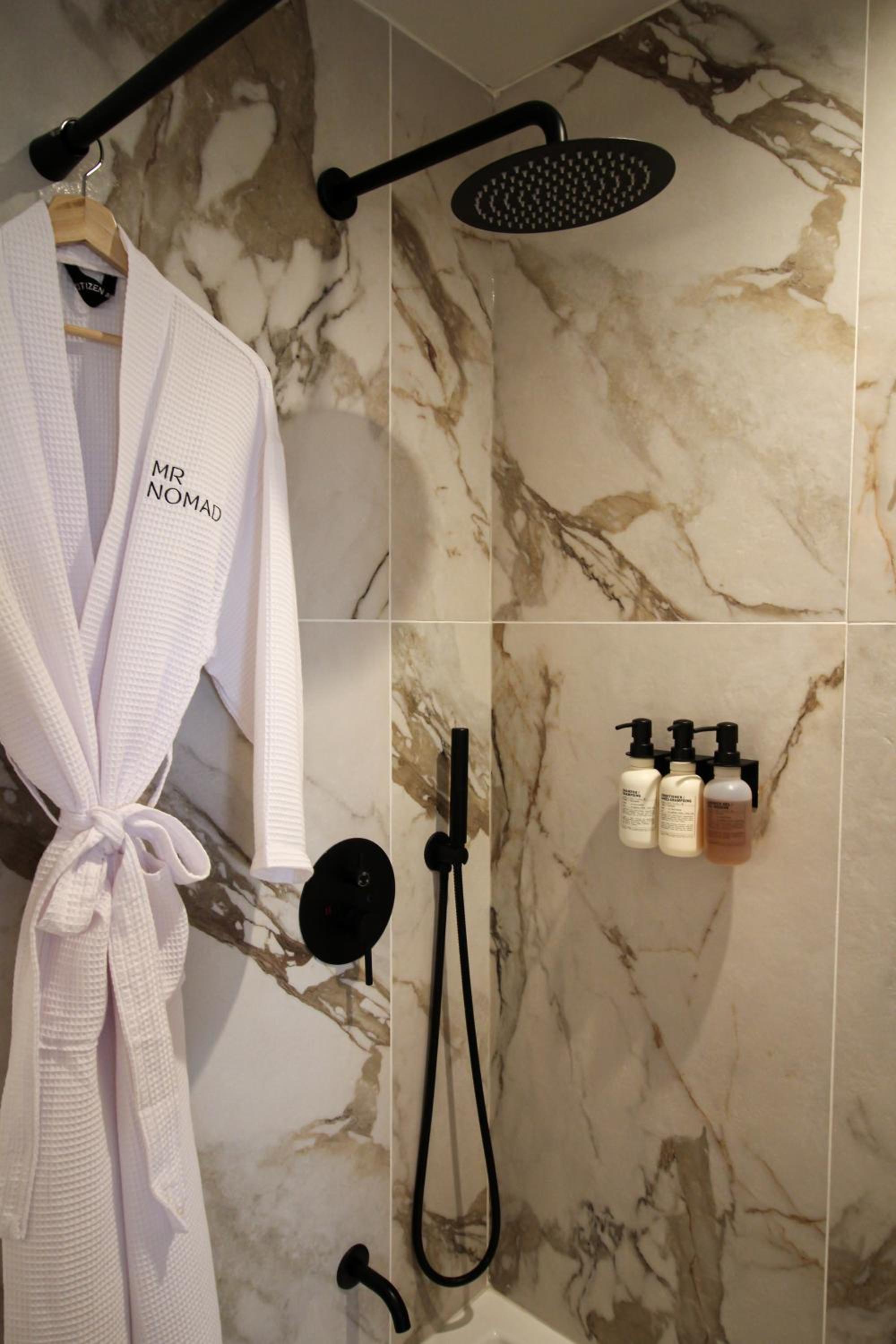 MrNomad Boutique Hotel Parisian Townhouse