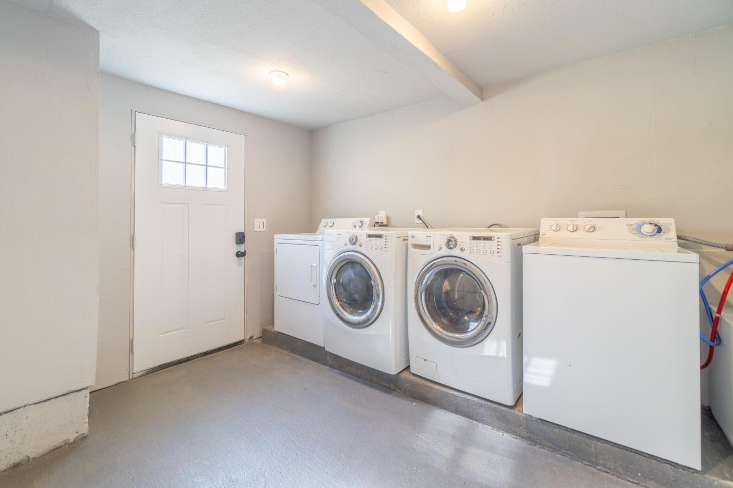 Reno Vacations - Reno Dream Cottage: Delightful 2-Bedroom Sanctuary - Property Image 15