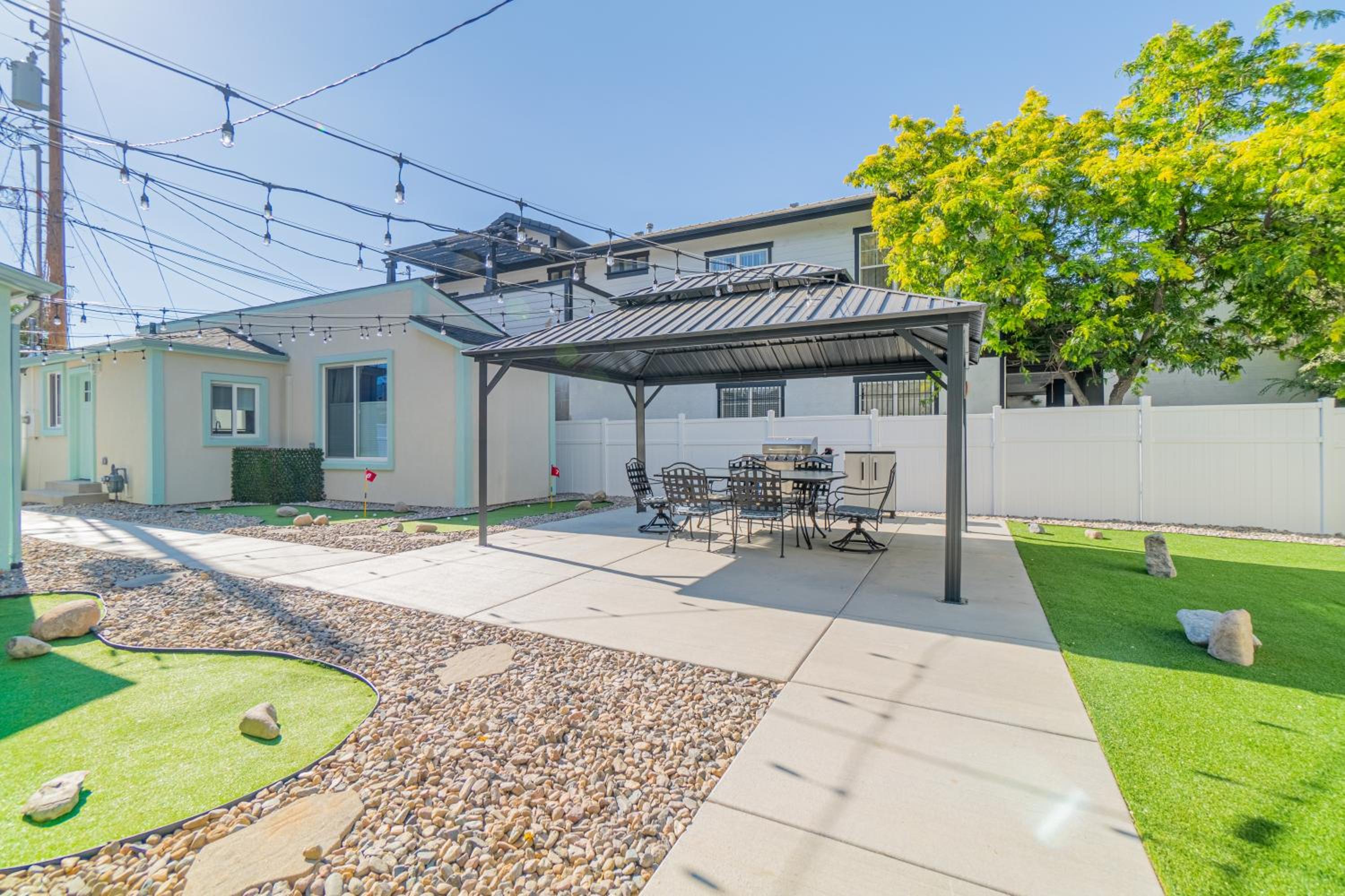 Reno Vacations - Reno Dream Cottage: Delightful 2-Bedroom Sanctuary - Property Image 4