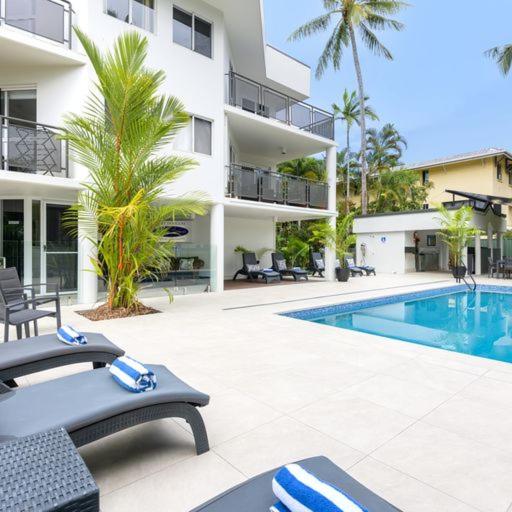 ROOFTOP APARTMENT AT MARINA TERRACES