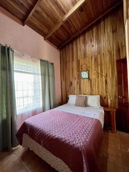 Beautiful Casa Aire near Lake Arenal in Nuevo Arenal - Casas Airelibre