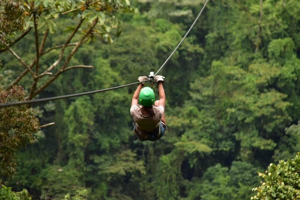 Beautiful Casa Aire near Lake Arenal in Nuevo Arenal - Casas Airelibre