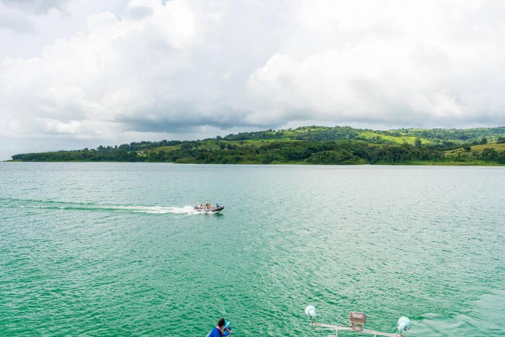 Beautiful Casa Aire near Lake Arenal in Nuevo Arenal - Casas Airelibre