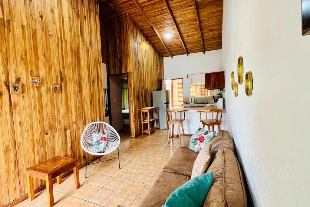 Beautiful Casa Aire near Lake Arenal in Nuevo Arenal - Casas Airelibre