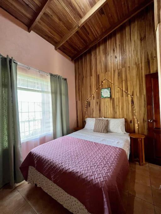 Beautiful Casa Aire near Lake Arenal in Nuevo Arenal - Casas Airelibre