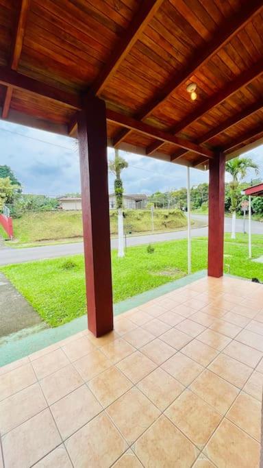 Beautiful Casa Aire near Lake Arenal in Nuevo Arenal - Casas Airelibre