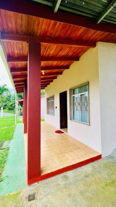 Beautiful Casa Aire near Lake Arenal in Nuevo Arenal - Casas Airelibre