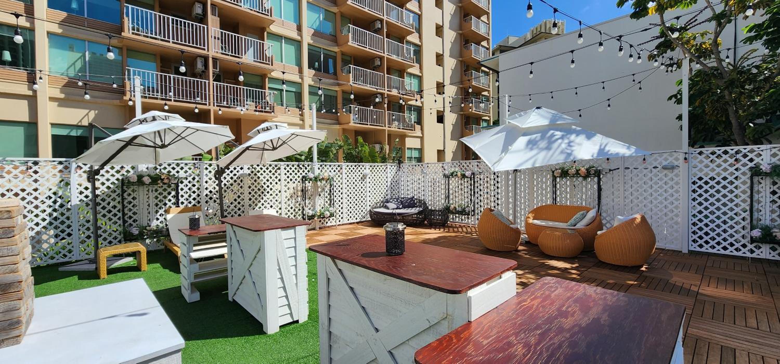 The Beach Waikiki Boutique Hostel