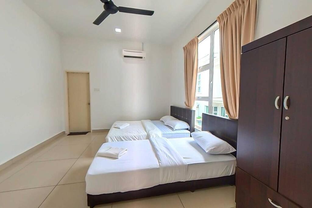 Desaru Spacious 6 Rooms Bungalow 22paxes KTV-Billard-BBQ-Netflix photo 4