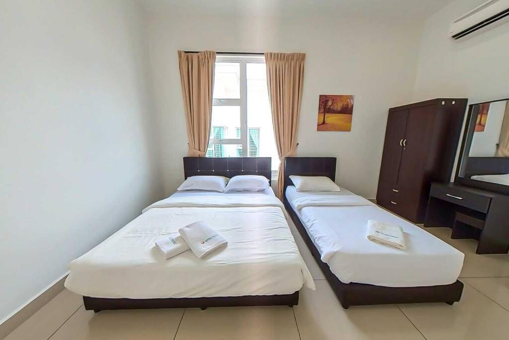 Desaru Spacious 6 Rooms Bungalow 22paxes KTV-Billard-BBQ-Netflix photo 7