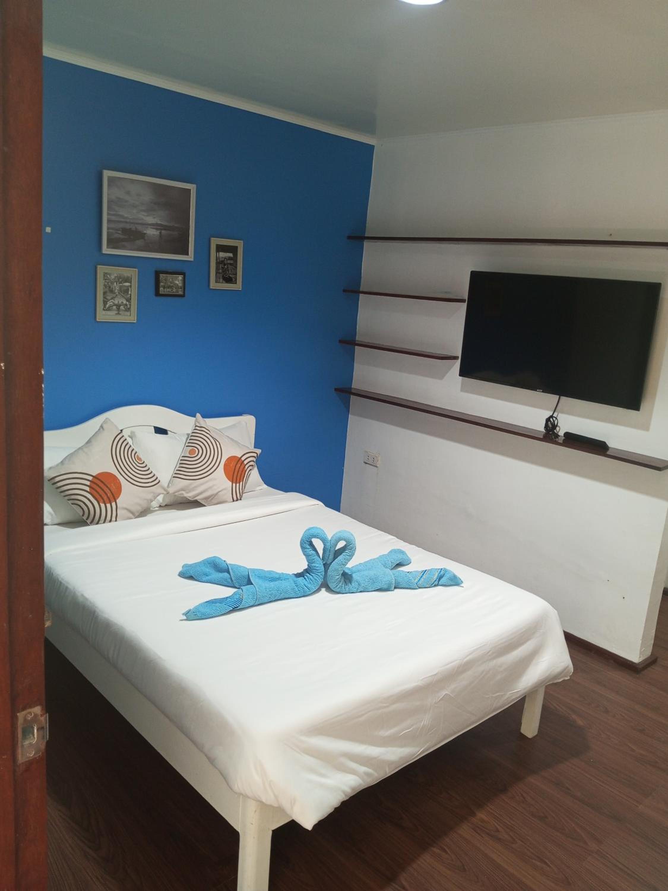 LALUNA COTTAGES
