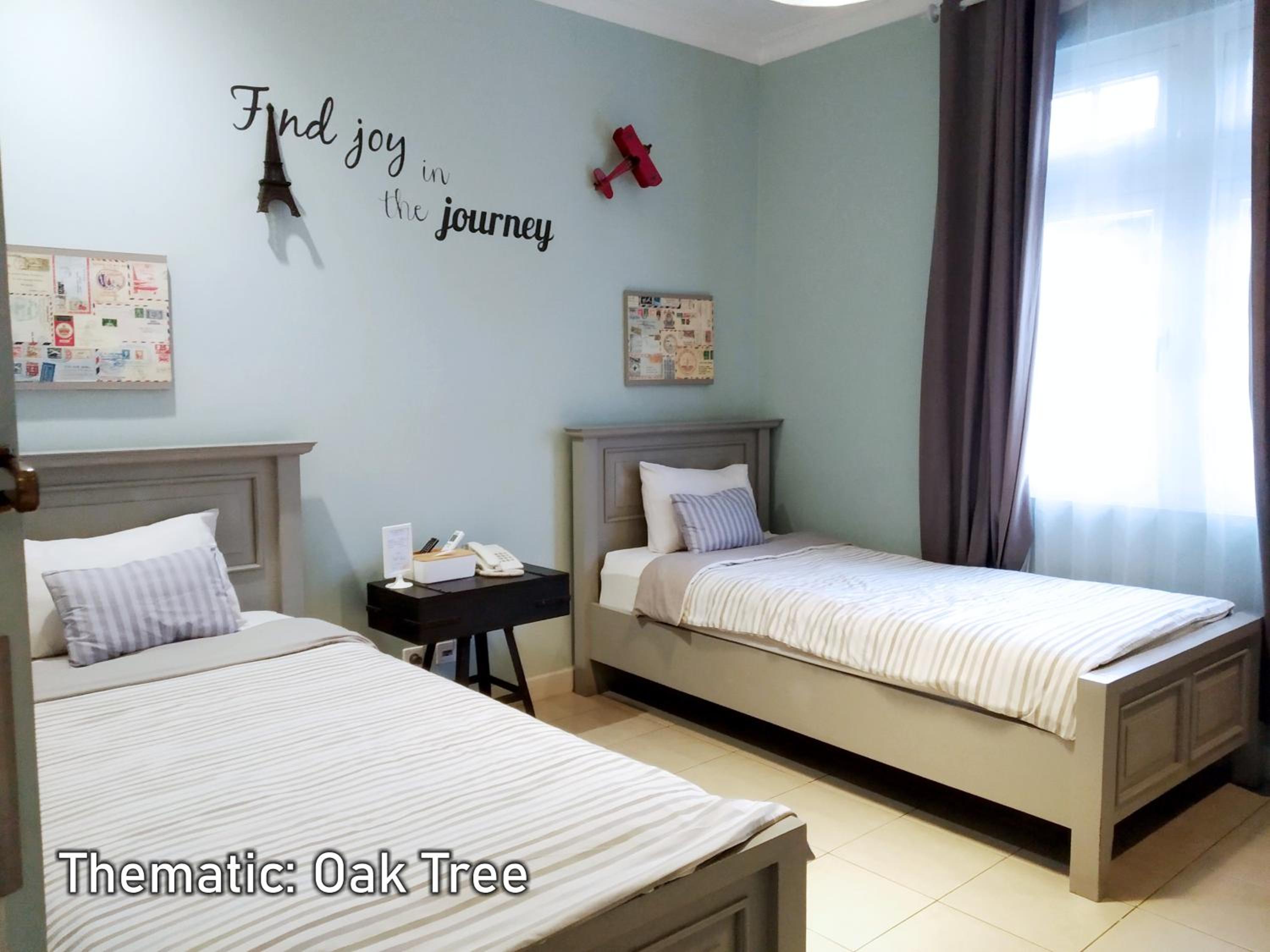 Cottonwood Bed & Breakfast House Bandung