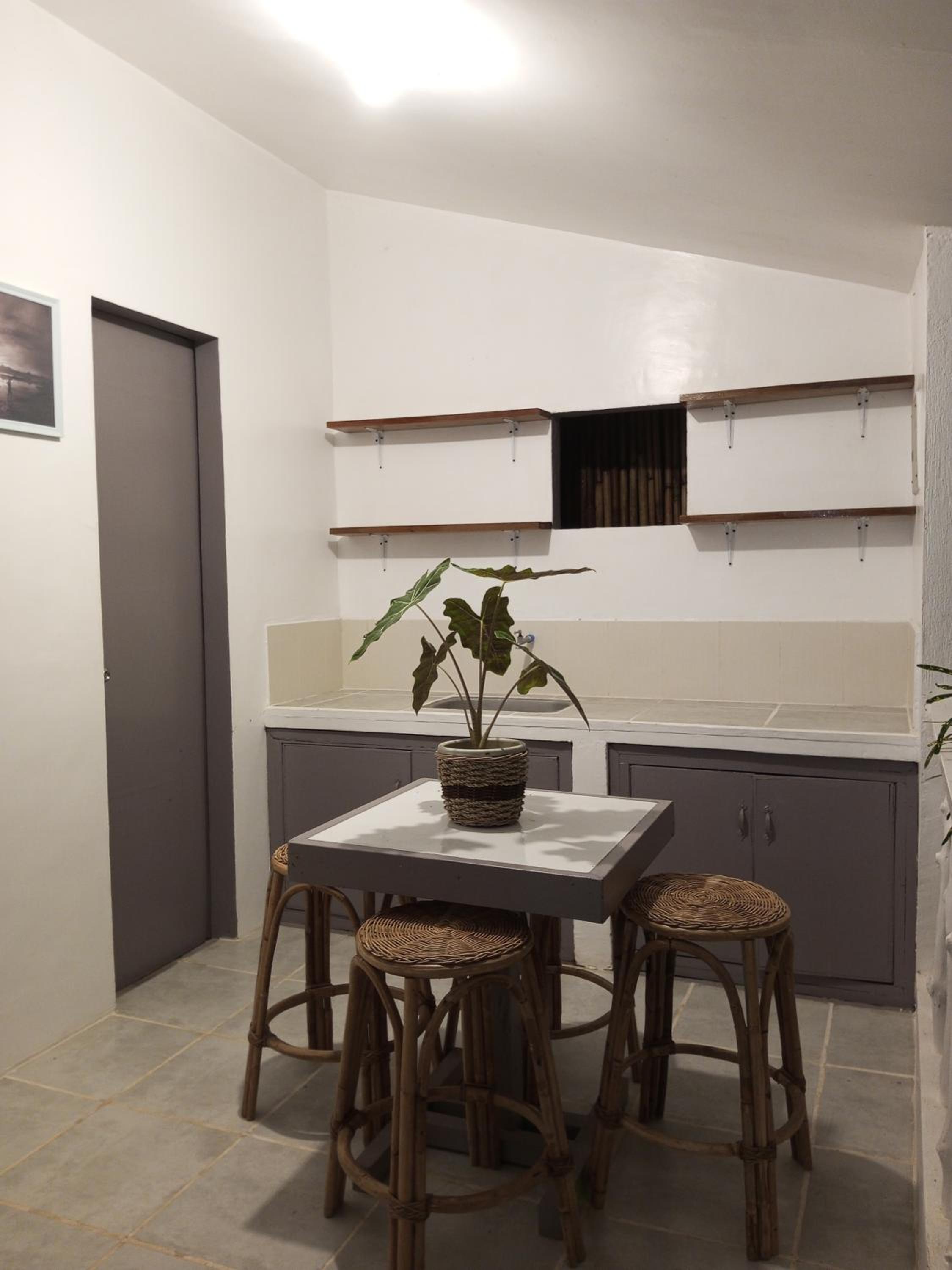 LALUNA COTTAGES