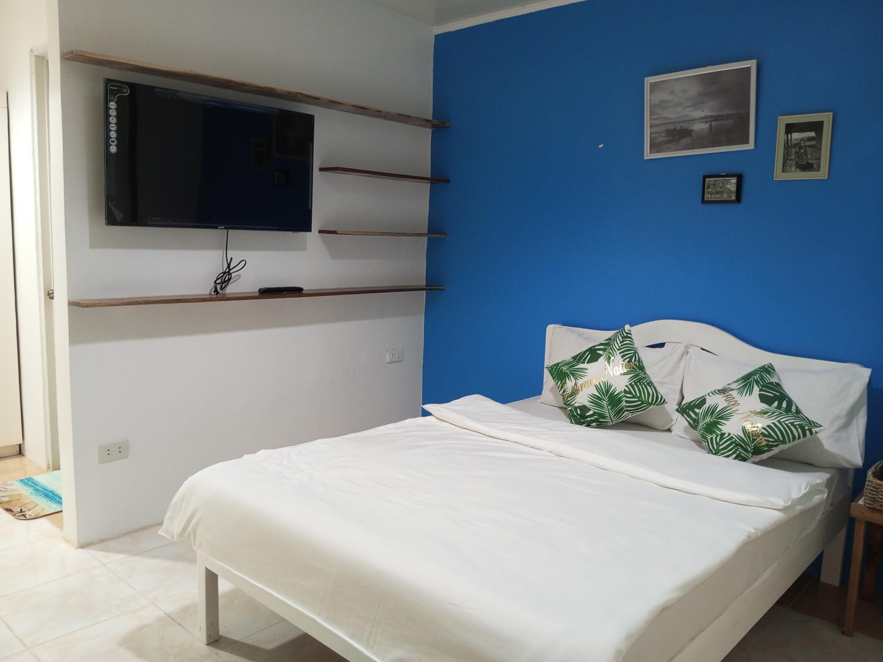 LALUNA COTTAGES