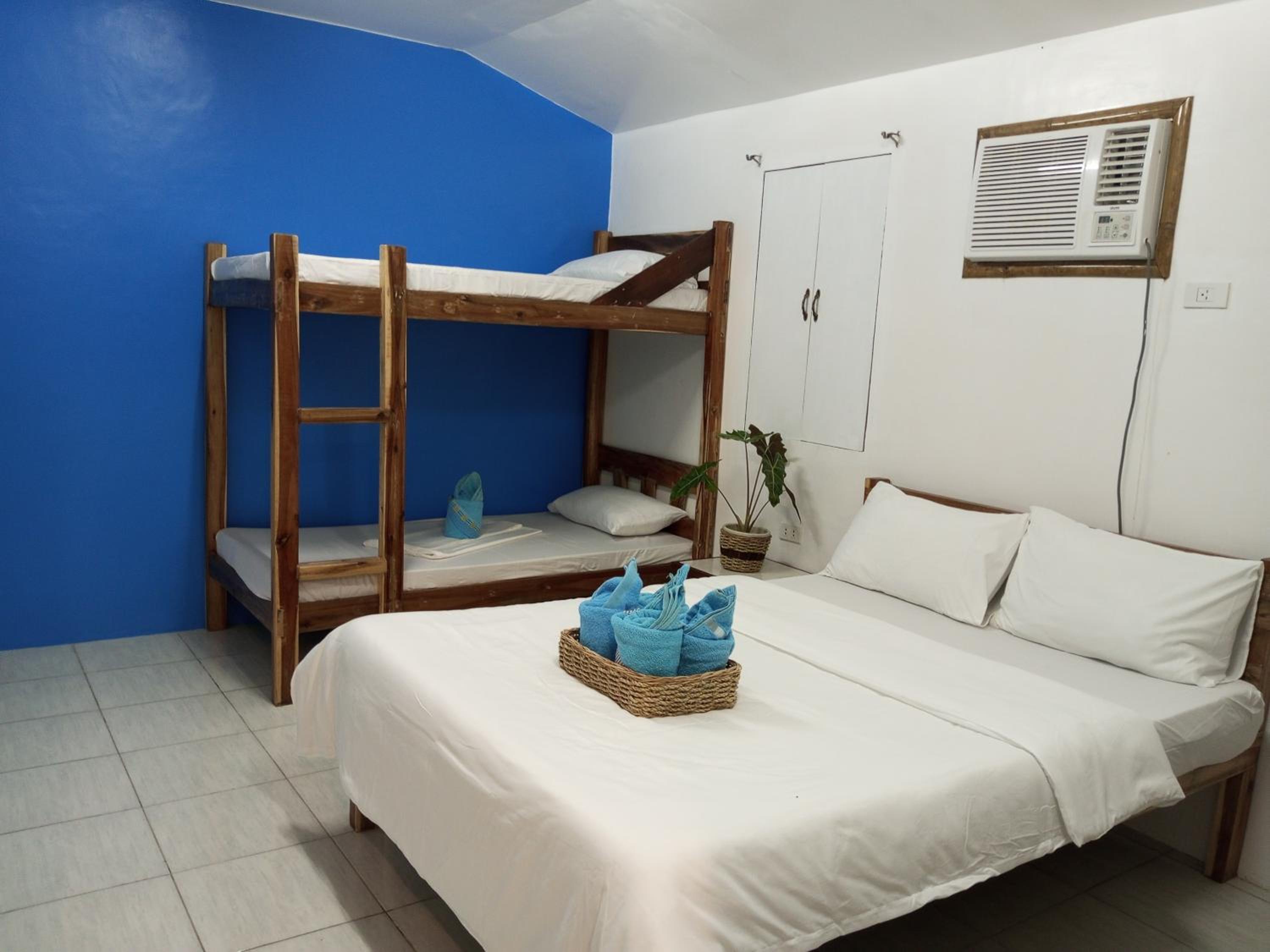 LALUNA COTTAGES