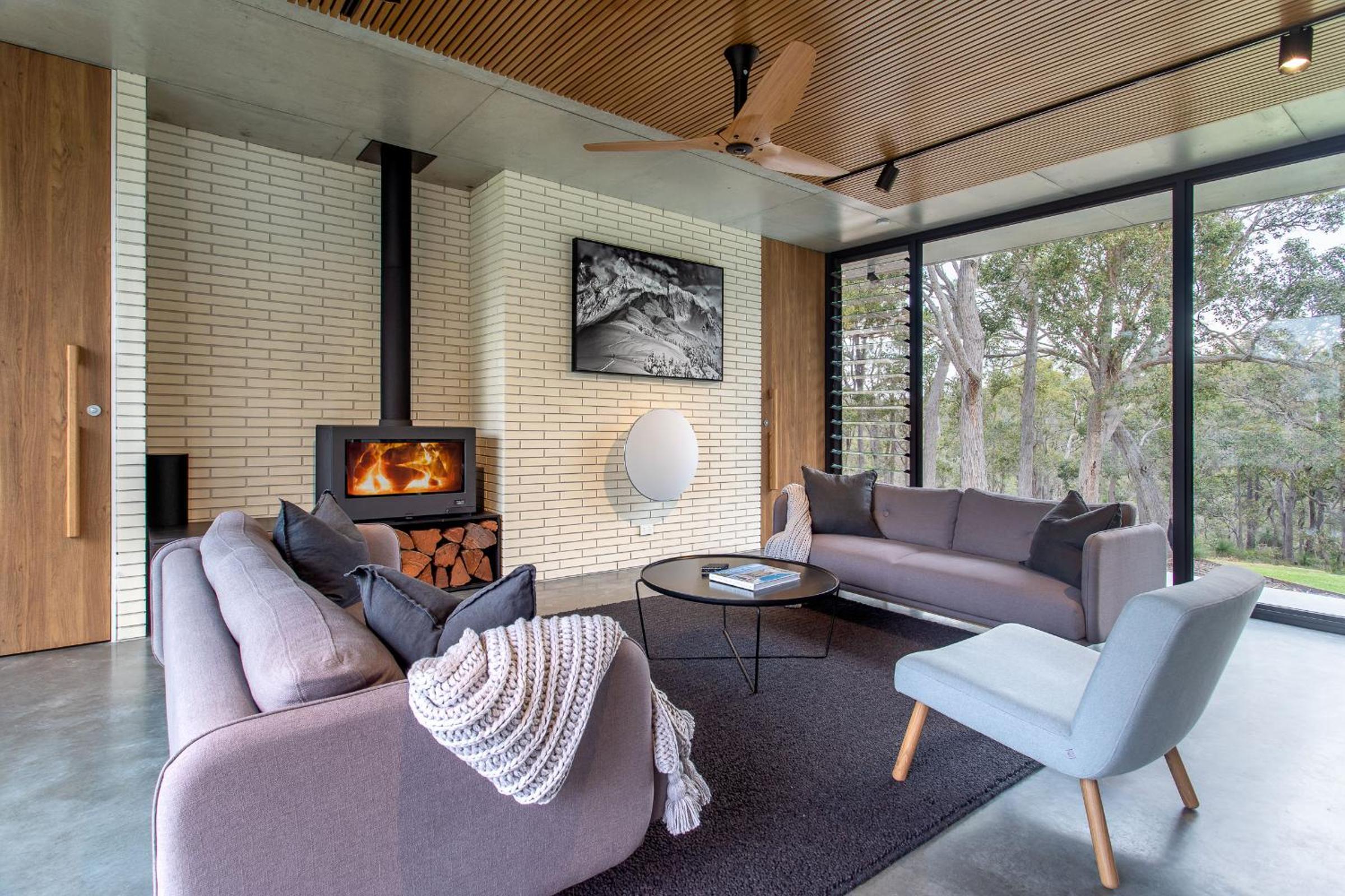 Boomerang House I Private Properties