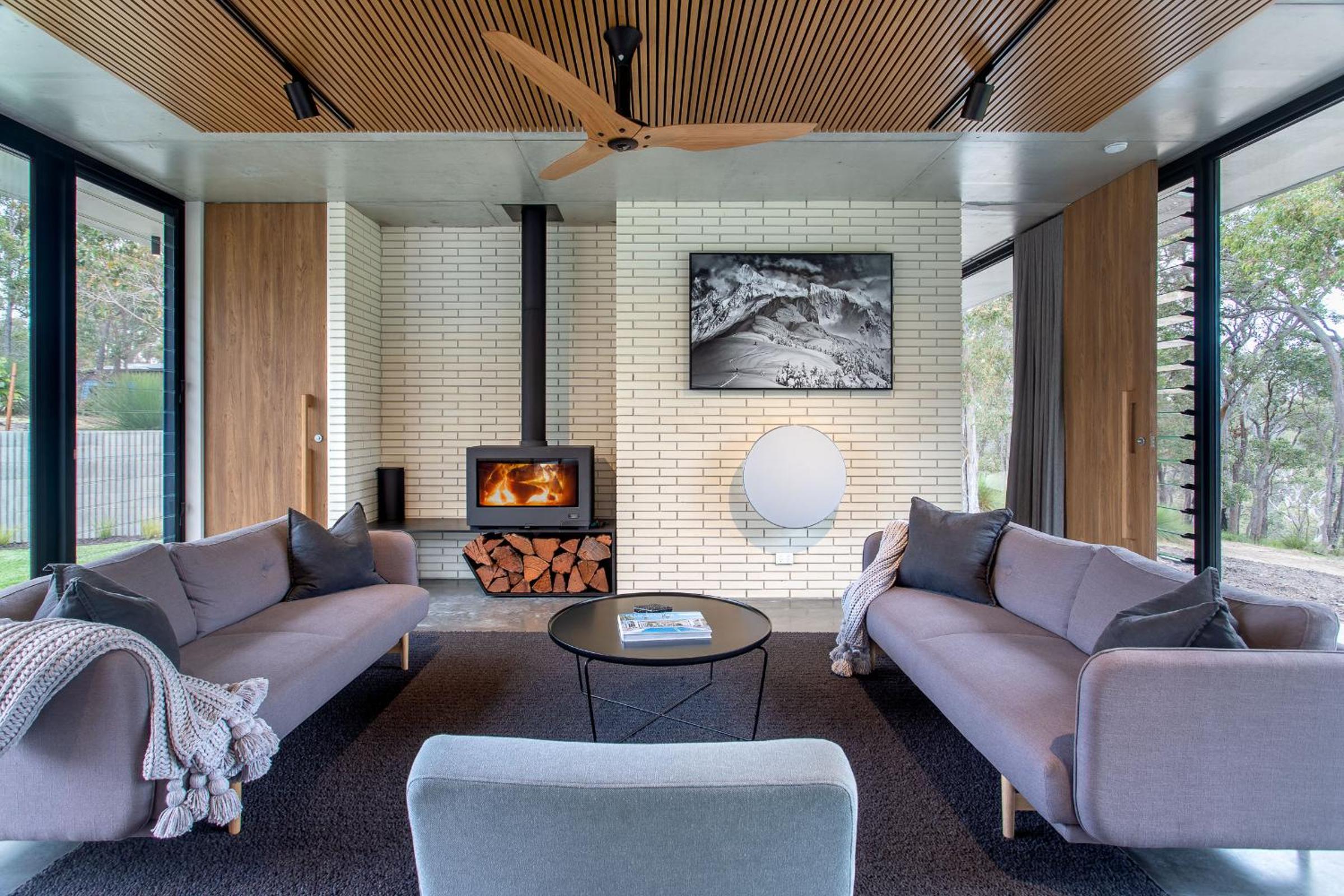 Boomerang House I Private Properties