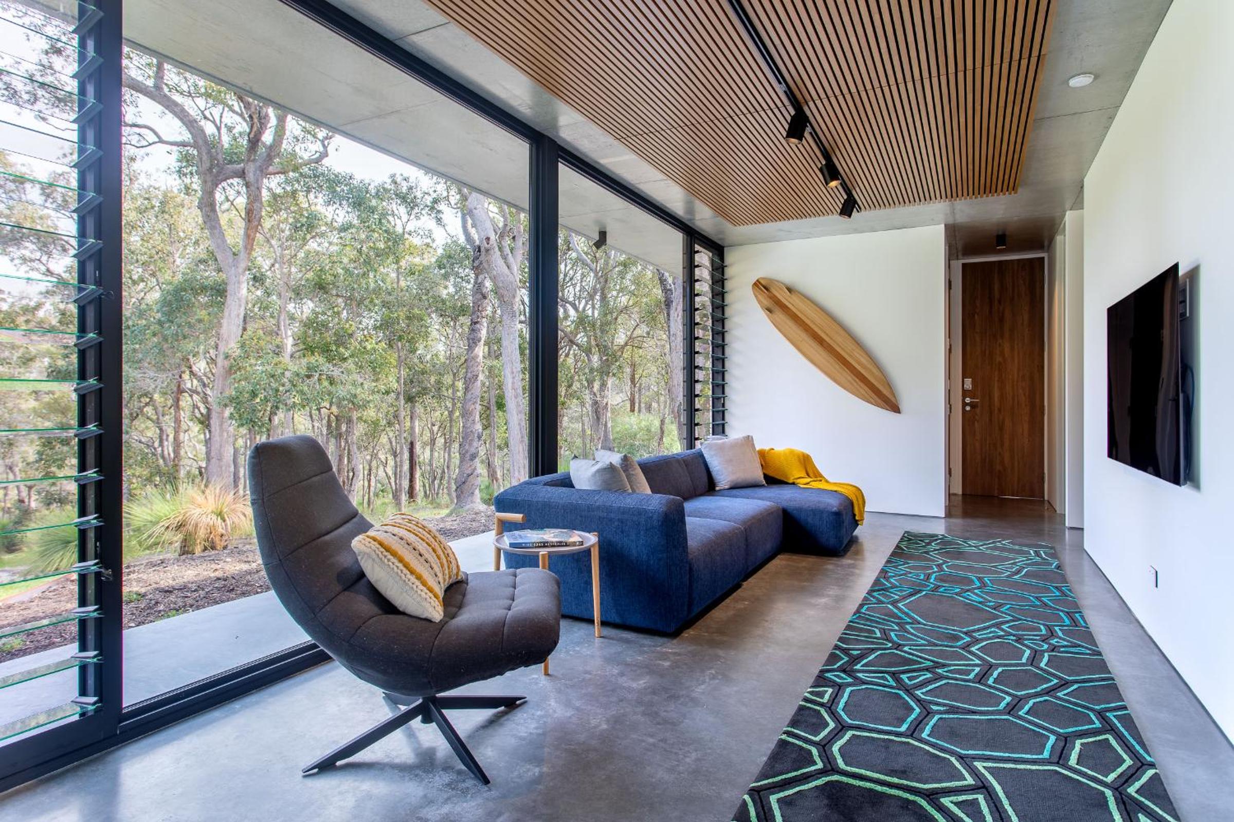 Boomerang House I Private Properties
