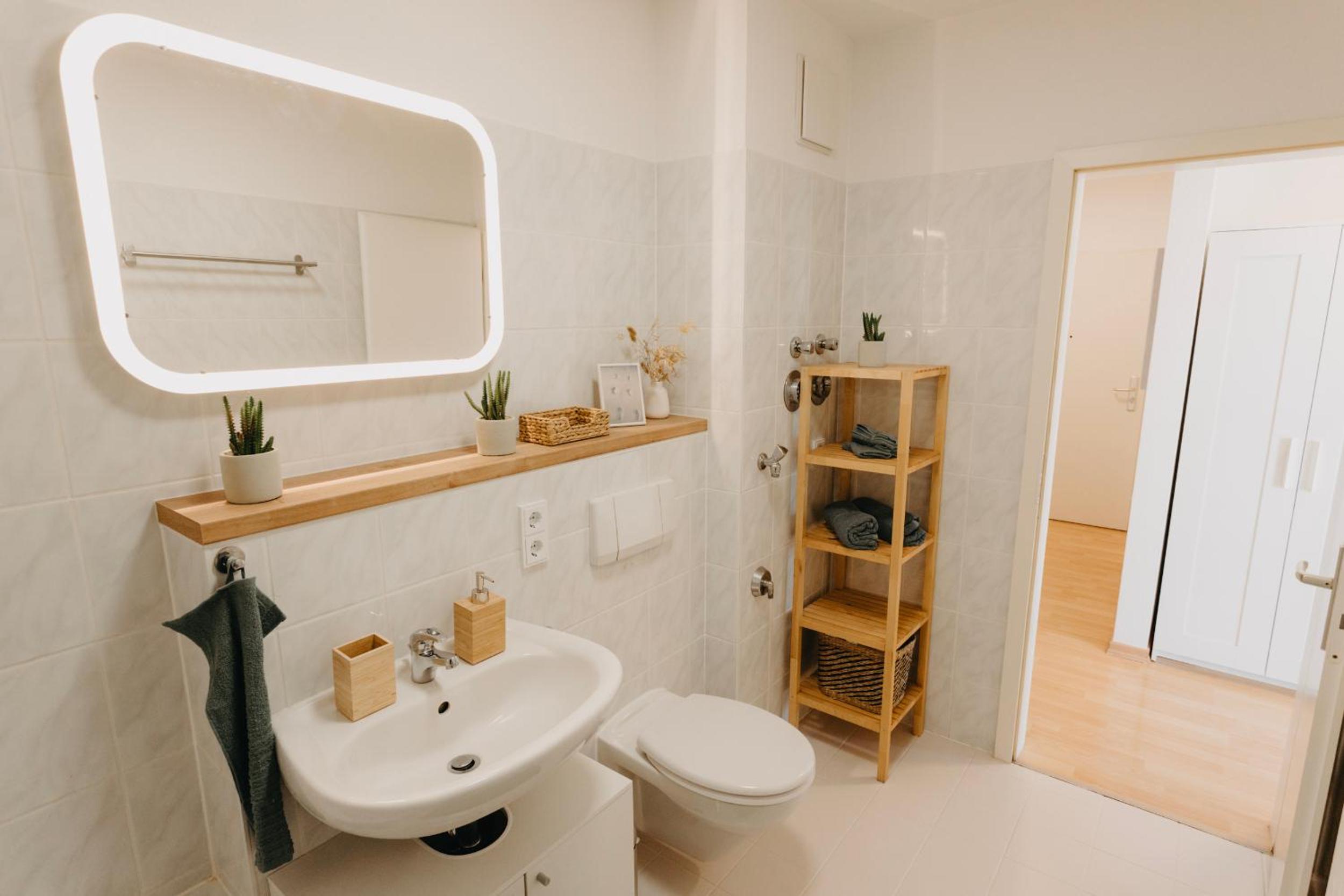 TRABER APARTMENTS 1 SZ Zentral Ruhig Balkon