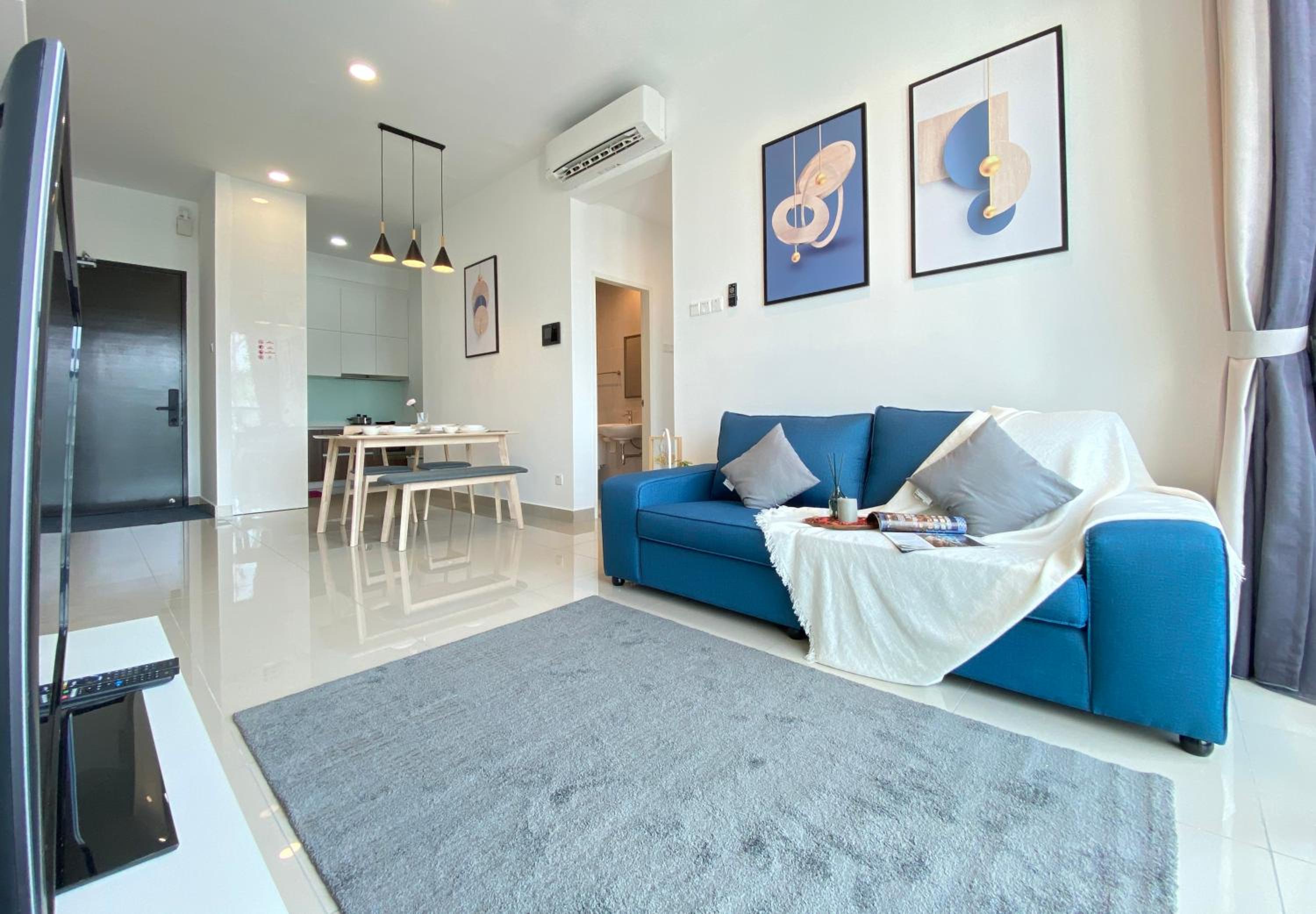 Lavile Homestay near Sunway Velocity and MRT Maluri by Iconique
