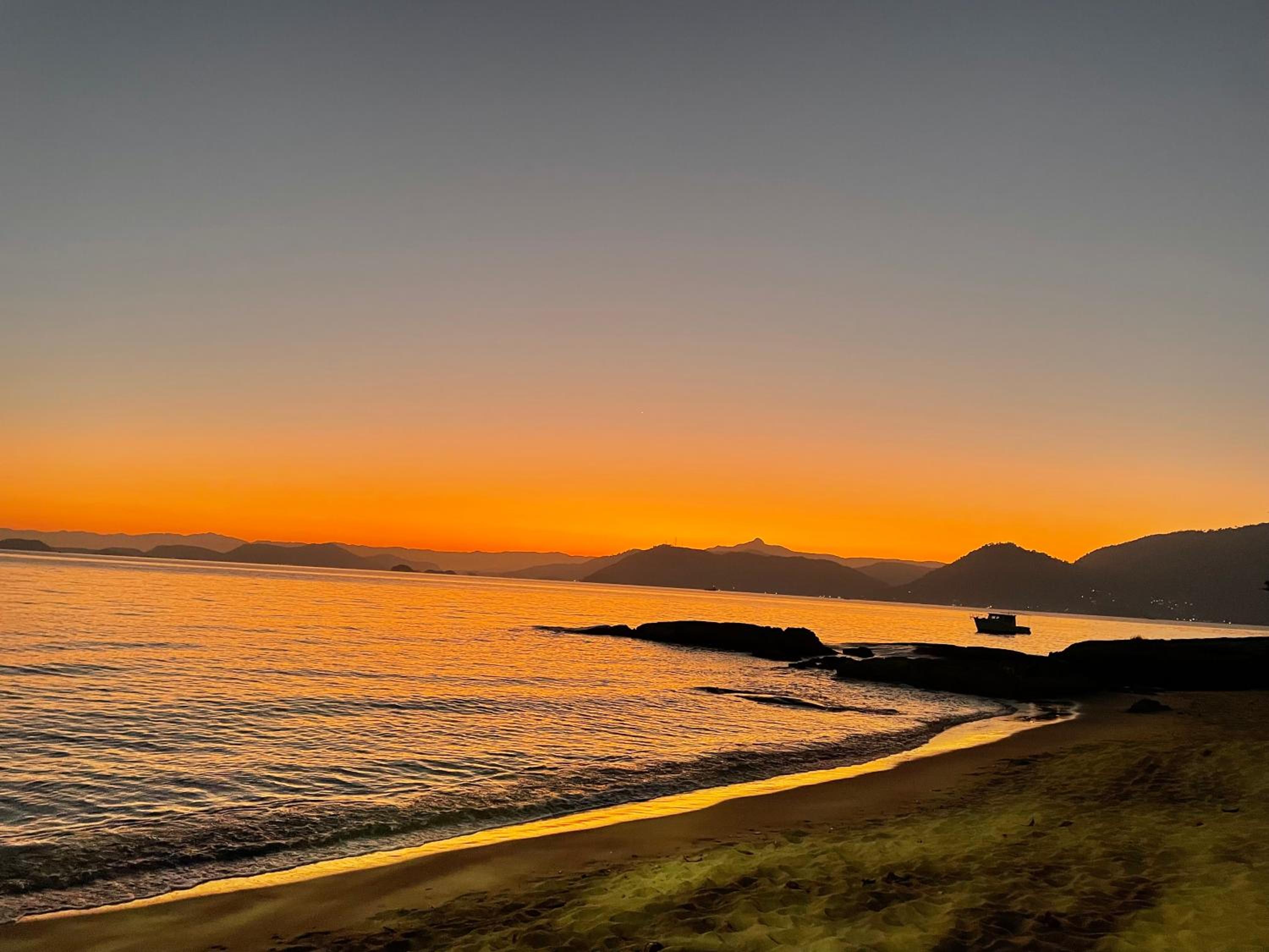 Angra dos Reis - Casa pé na areia na Praia de Fora - Ponta Leste