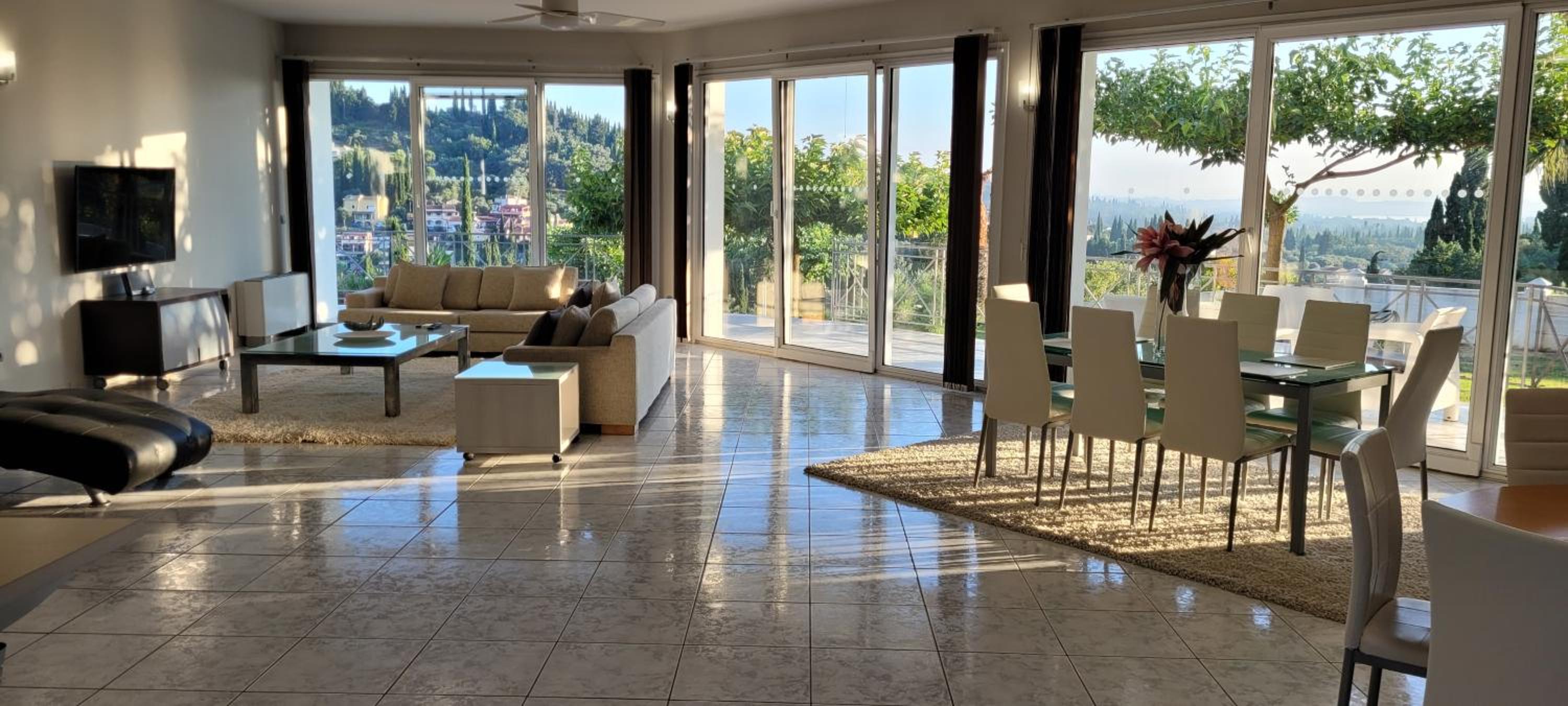 Mythos luxury apartments